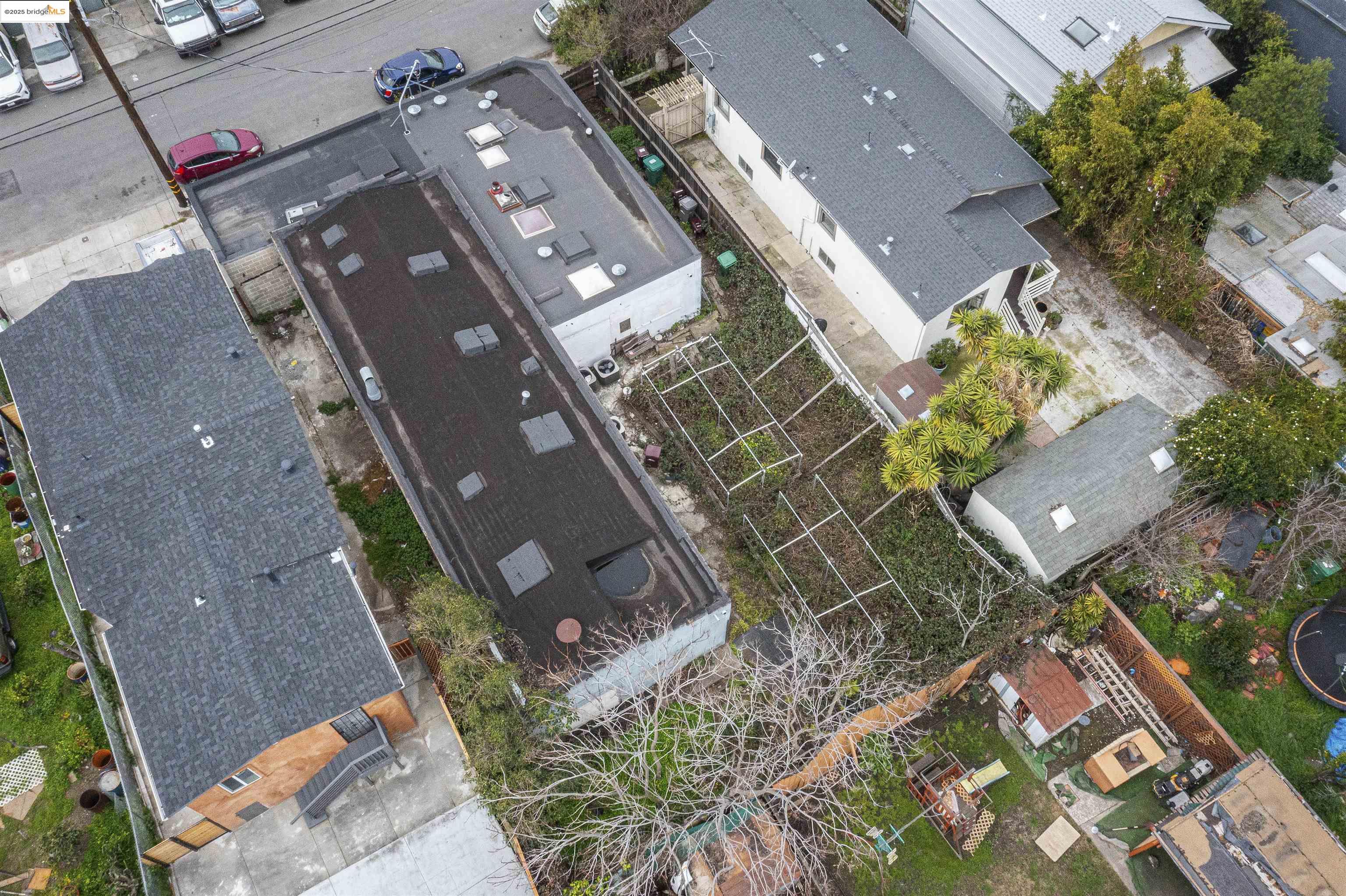 Detail Gallery Image 9 of 16 For 2928 Chapman St, Oakland,  CA 94601 - – Beds | – Baths