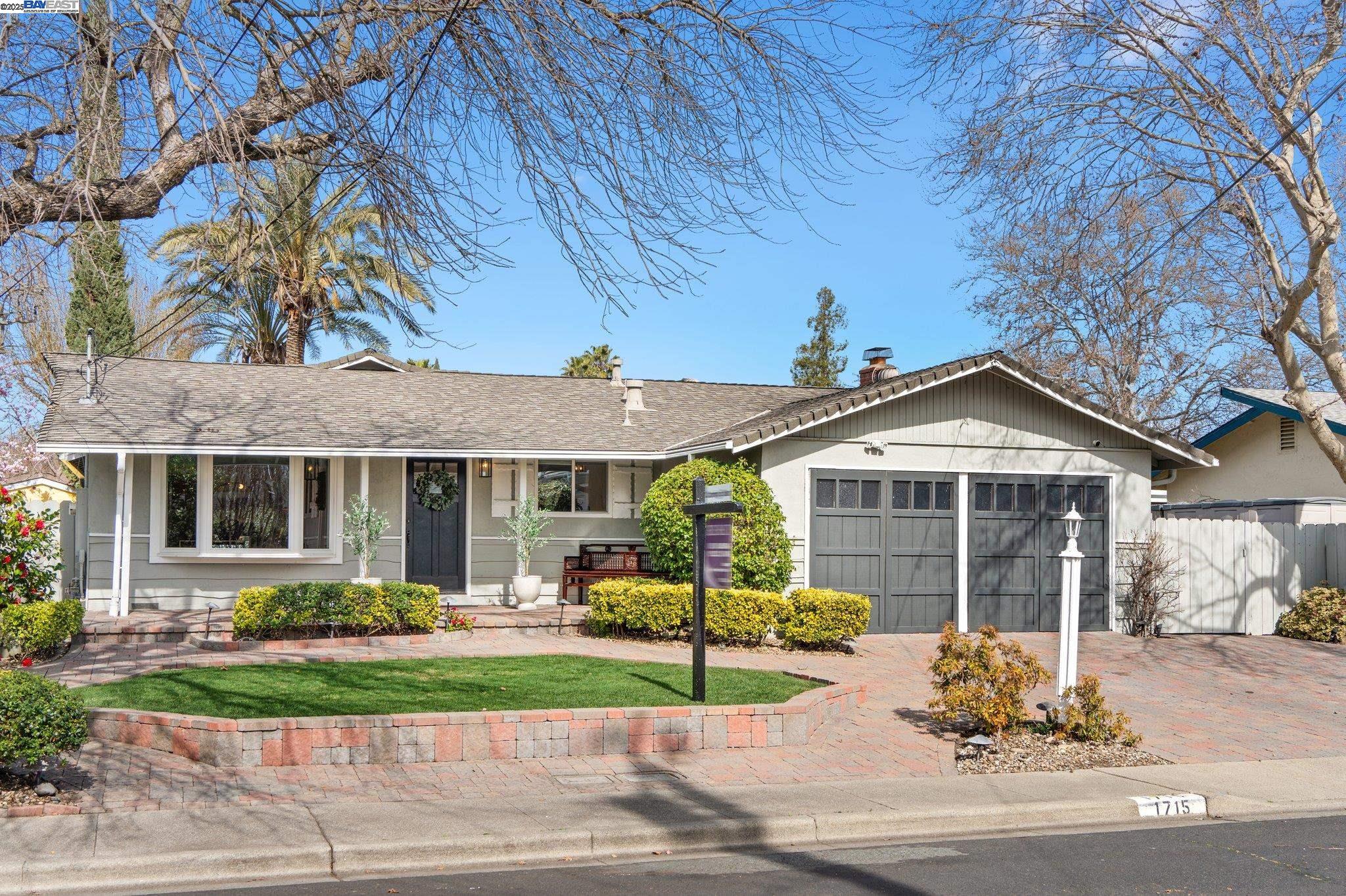 Detail Gallery Image 1 of 1 For 1715 Agadir St, Concord,  CA 94518 - 3 Beds | 2 Baths