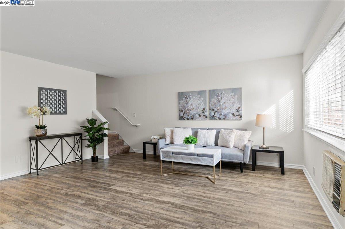 Photo #2: 41087675 Listing 