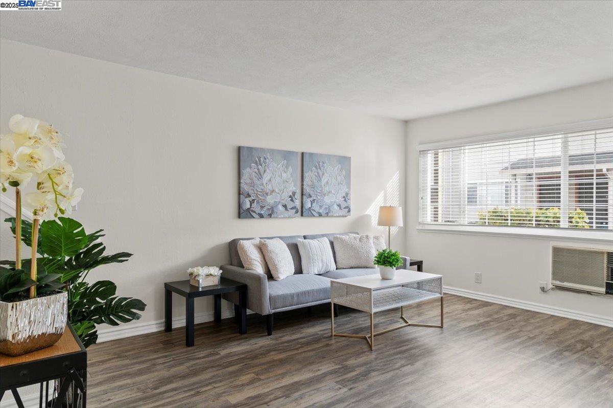 Photo #5: 41087675 Listing 