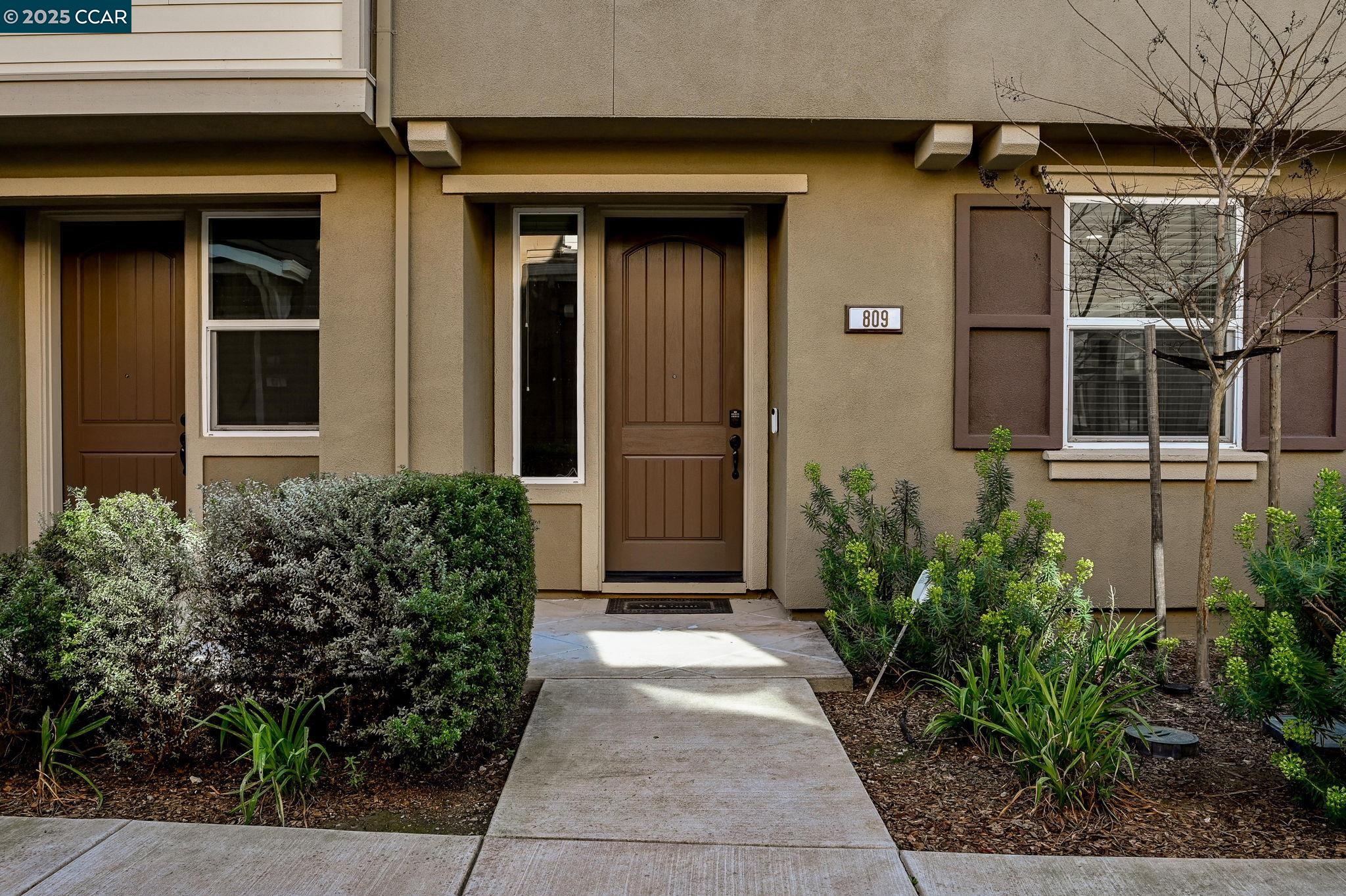 Browse active condo listings in THE VILLAGES AT ARNOLD