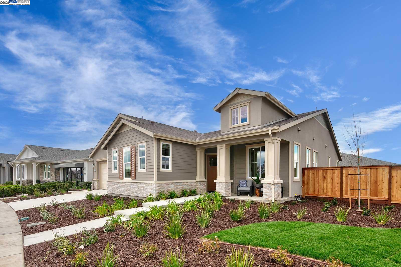 Detail Gallery Image 1 of 60 For 617 Conrad Court, Manteca,  CA 95336 - 2 Beds | 2/1 Baths