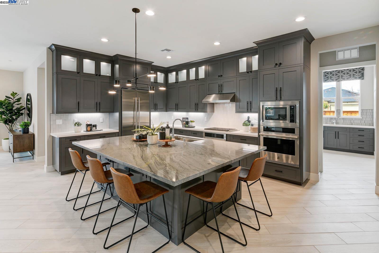 Detail Gallery Image 14 of 60 For 617 Conrad Court, Manteca,  CA 95336 - 2 Beds | 2/1 Baths