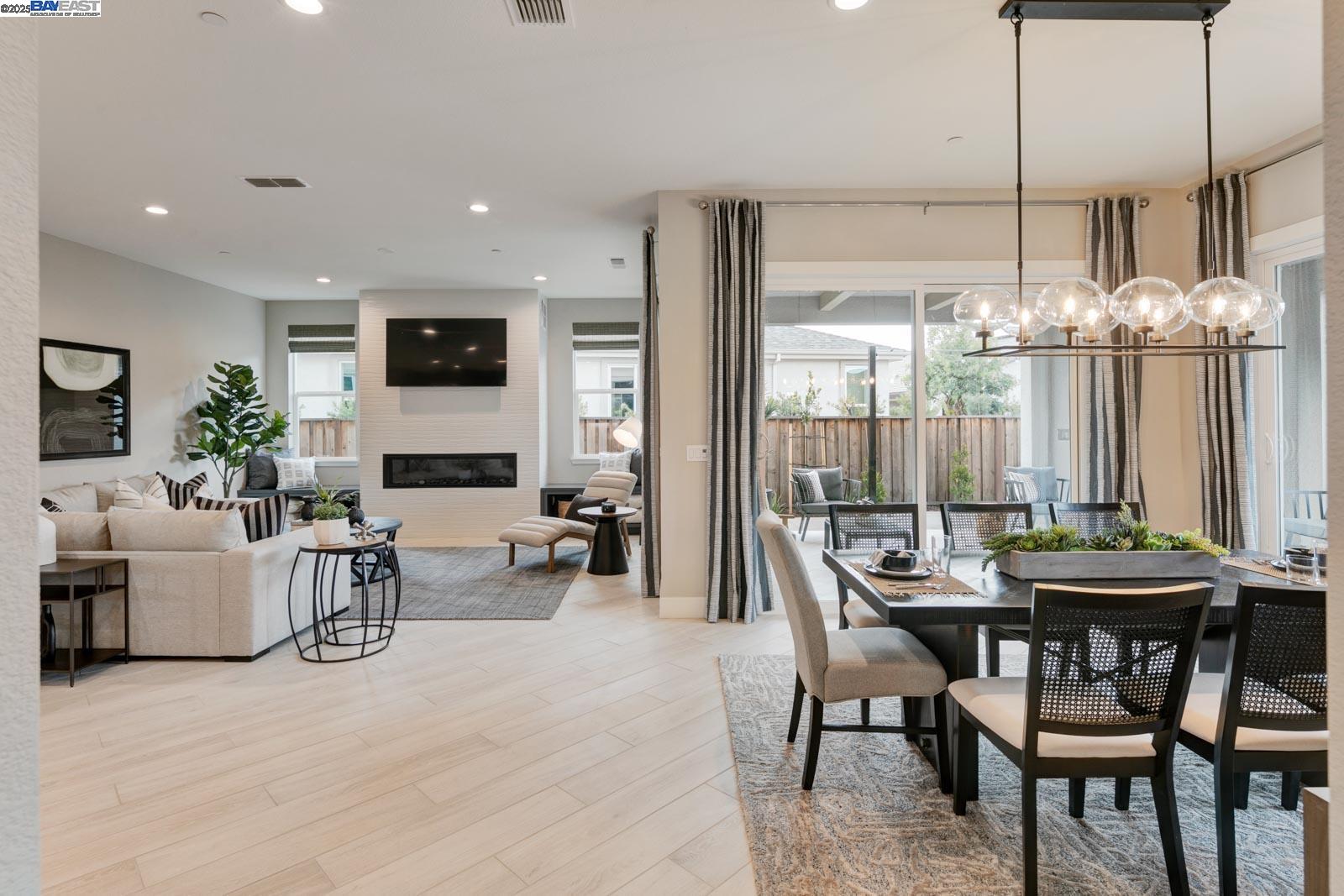 Detail Gallery Image 26 of 60 For 617 Conrad Court, Manteca,  CA 95336 - 2 Beds | 2/1 Baths