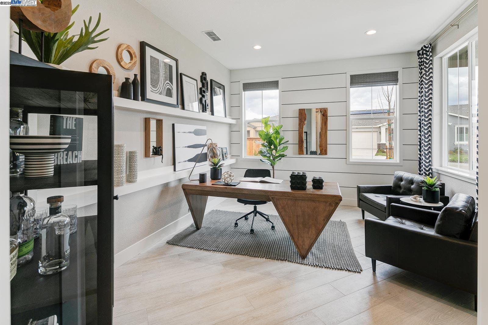 Detail Gallery Image 5 of 60 For 617 Conrad Court, Manteca,  CA 95336 - 2 Beds | 2/1 Baths