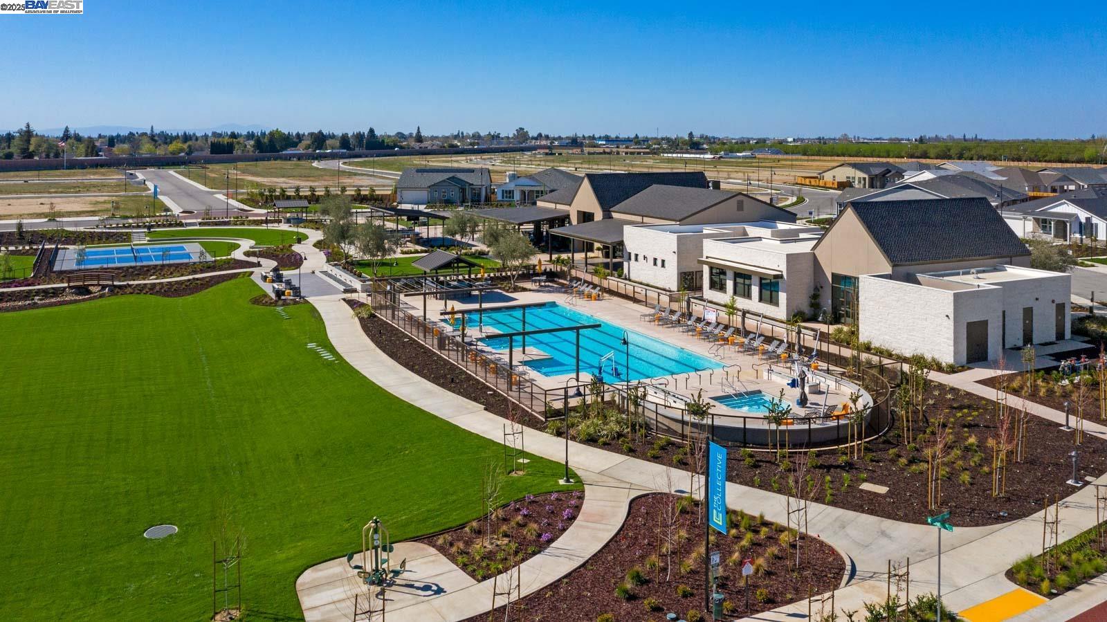 Detail Gallery Image 52 of 60 For 617 Conrad Court, Manteca,  CA 95336 - 2 Beds | 2/1 Baths