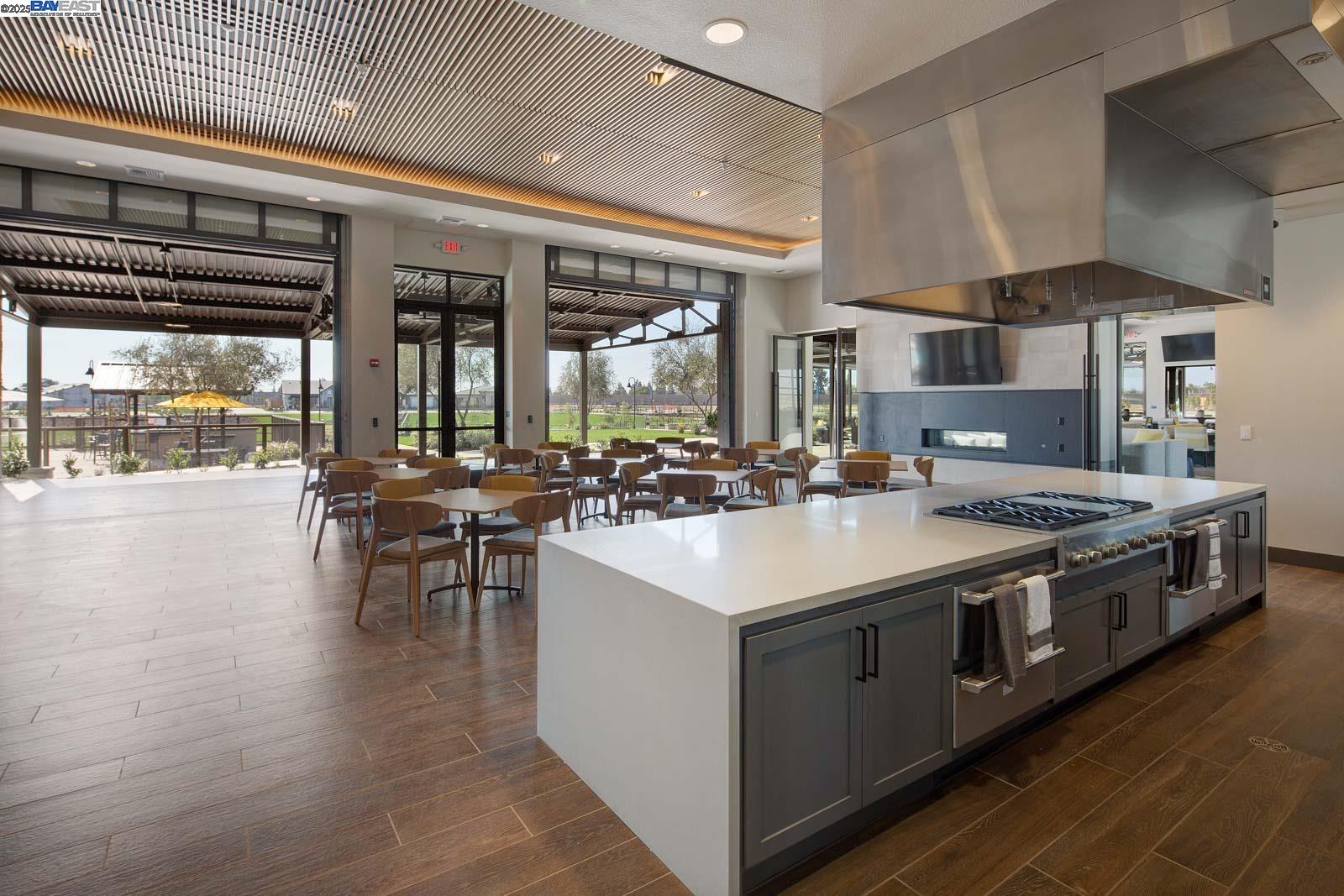Detail Gallery Image 54 of 60 For 617 Conrad Court, Manteca,  CA 95336 - 2 Beds | 2/1 Baths