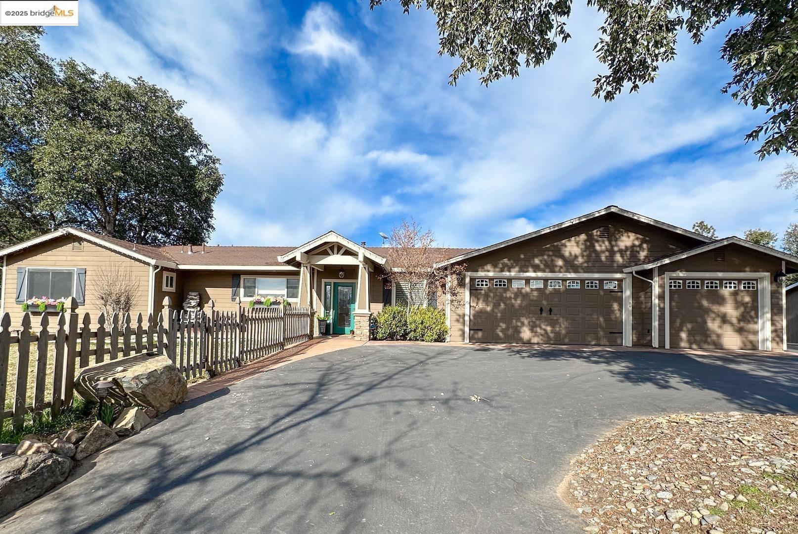 Detail Gallery Image 1 of 1 For 17130 Monte Grande Dr, Soulsbyville,  CA 95372 - 3 Beds | 3 Baths