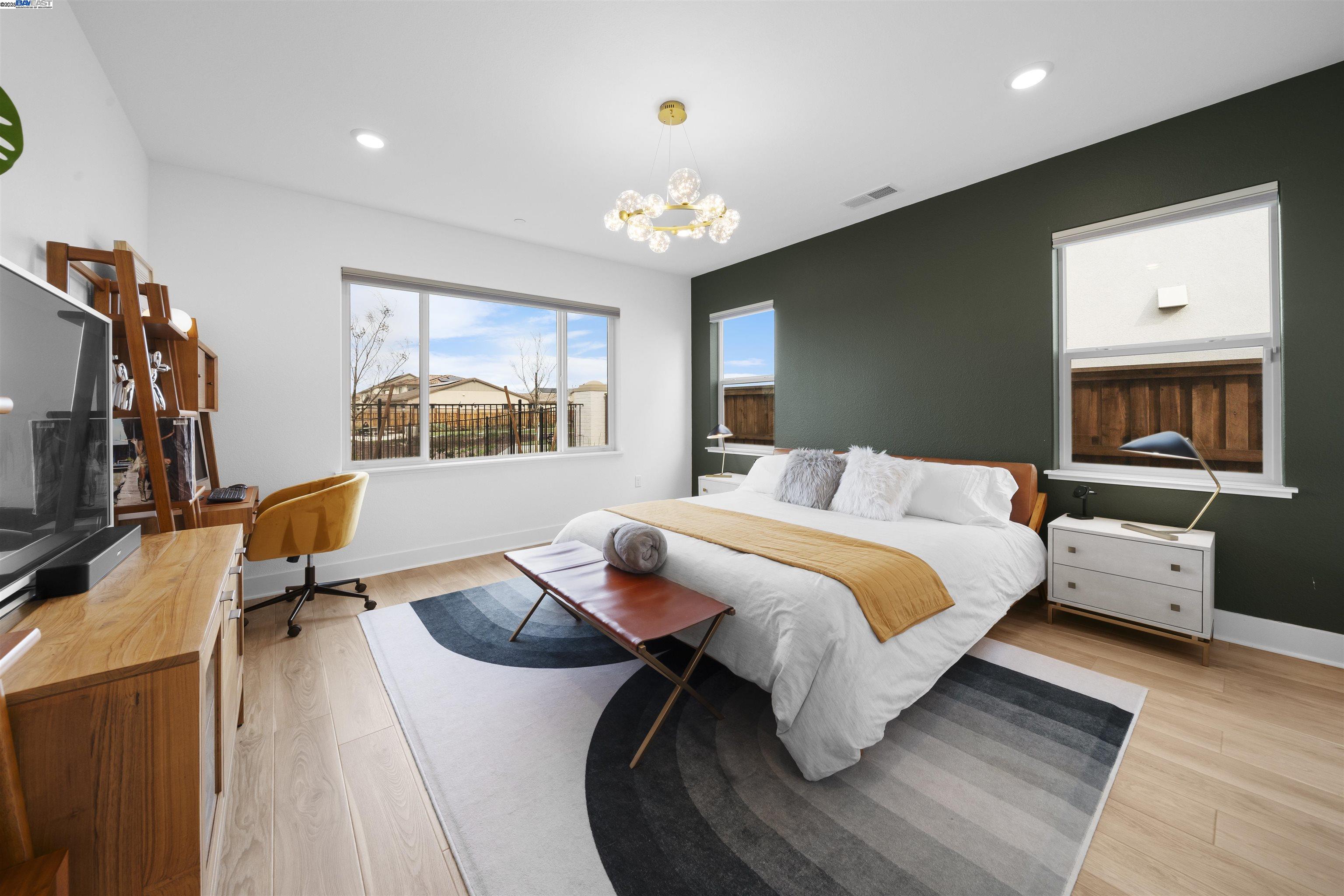 Detail Gallery Image 25 of 52 For 2743 Irish Meadow Way, Lathrop,  CA 95330 - 3 Beds | 3/1 Baths