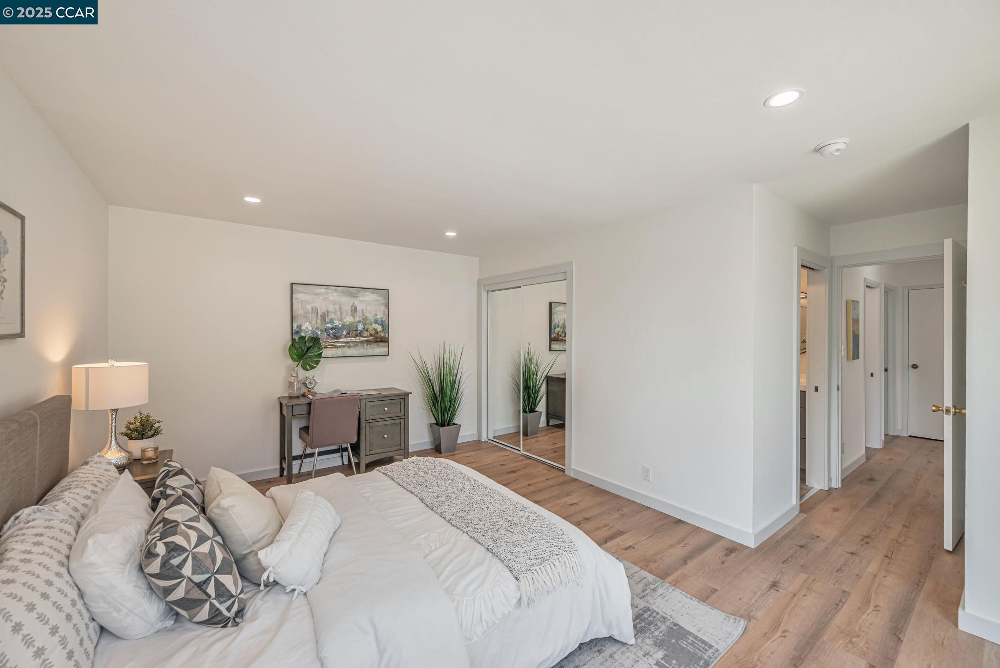 Detail Gallery Image 15 of 40 For 170 Yolo Ct, San Bruno,  CA 94066 - 5 Beds | 3 Baths