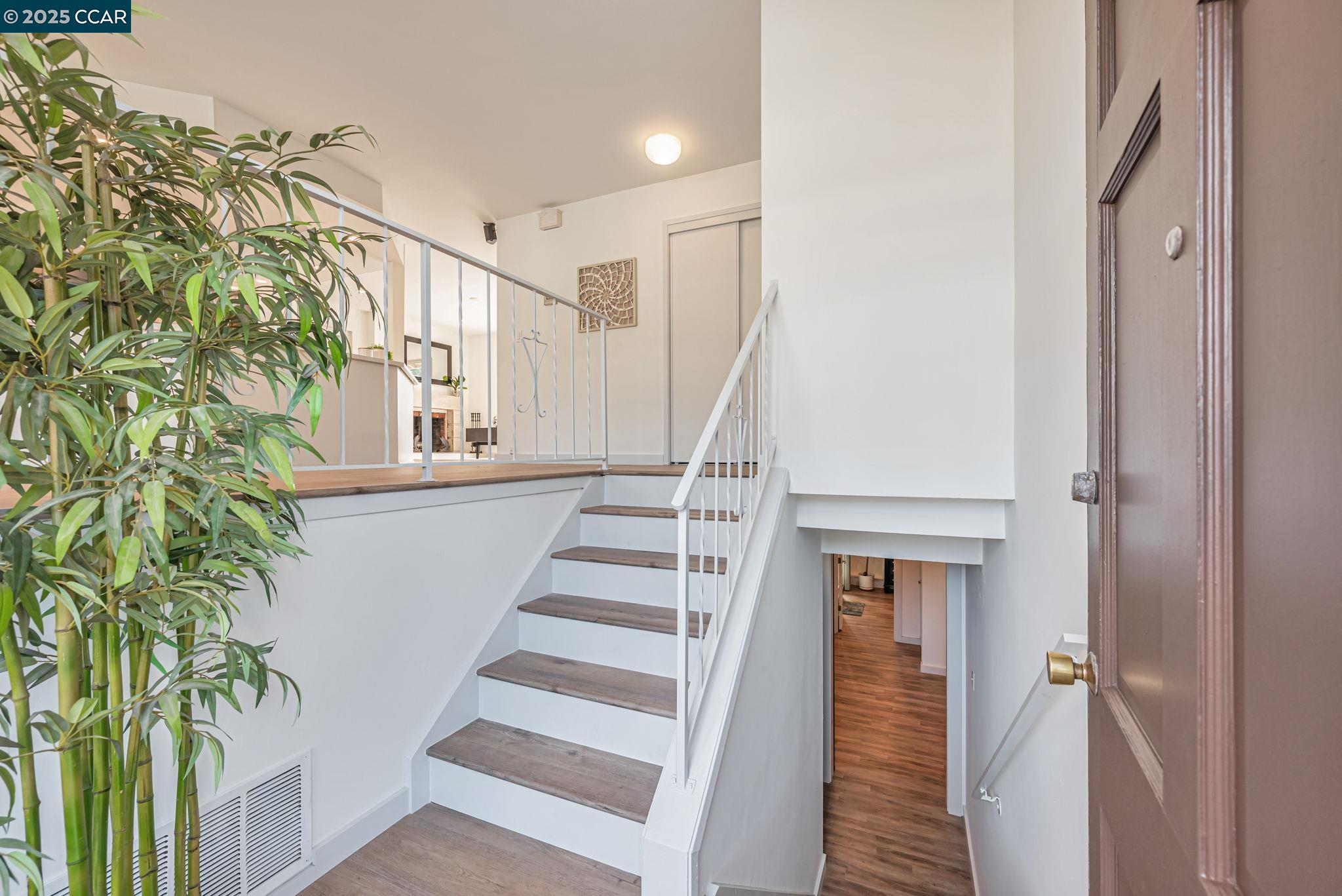 Detail Gallery Image 23 of 40 For 170 Yolo Ct, San Bruno,  CA 94066 - 5 Beds | 3 Baths