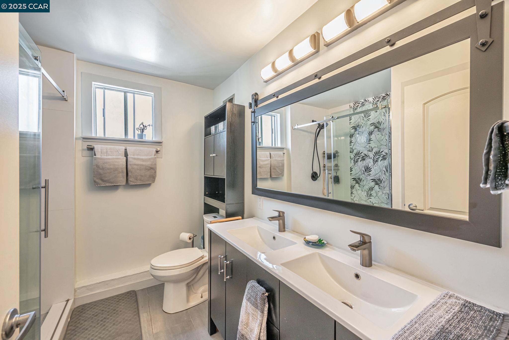 Detail Gallery Image 32 of 40 For 170 Yolo Ct, San Bruno,  CA 94066 - 5 Beds | 3 Baths