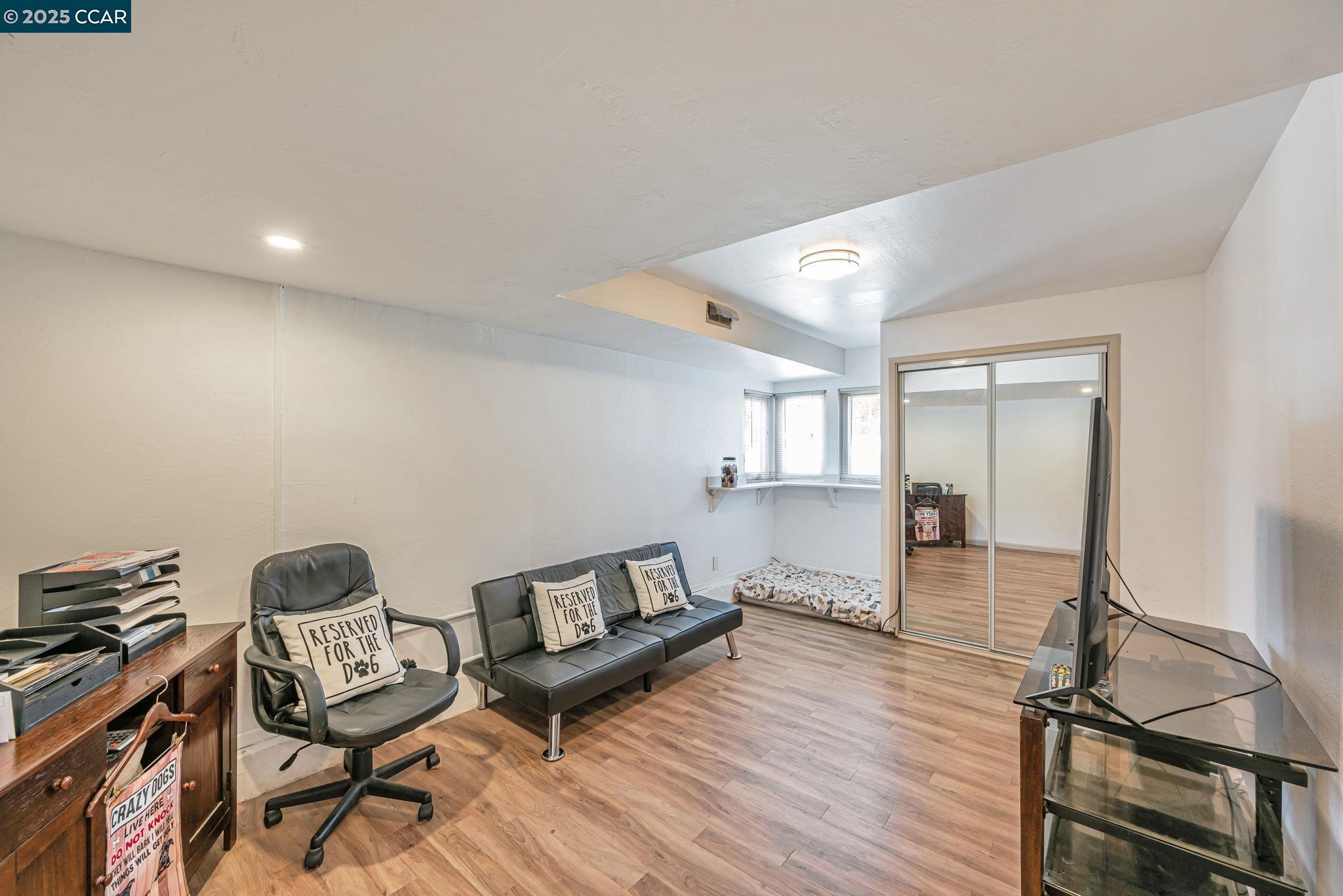 Detail Gallery Image 33 of 40 For 170 Yolo Ct, San Bruno,  CA 94066 - 5 Beds | 3 Baths