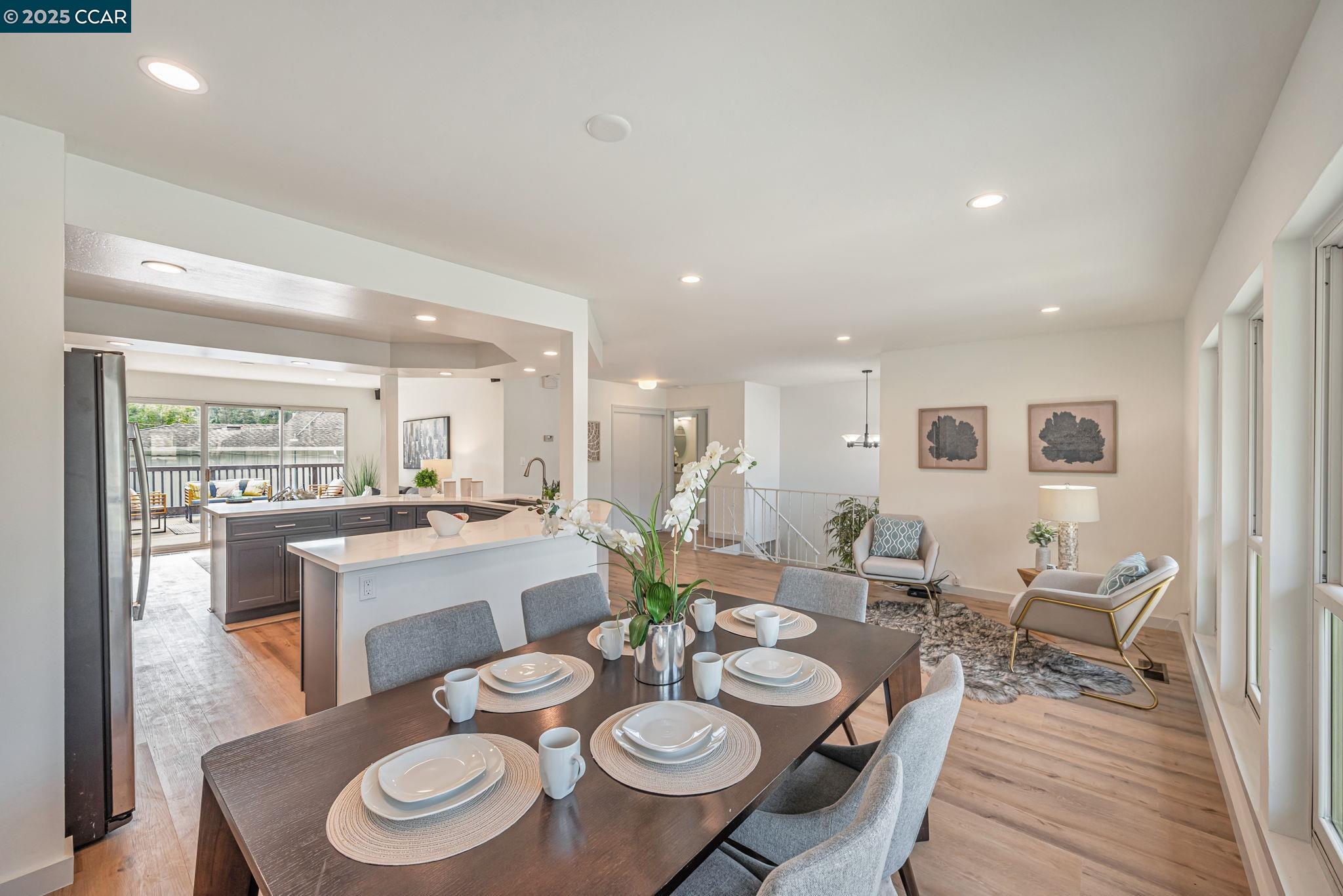 Detail Gallery Image 5 of 40 For 170 Yolo Ct, San Bruno,  CA 94066 - 5 Beds | 3 Baths