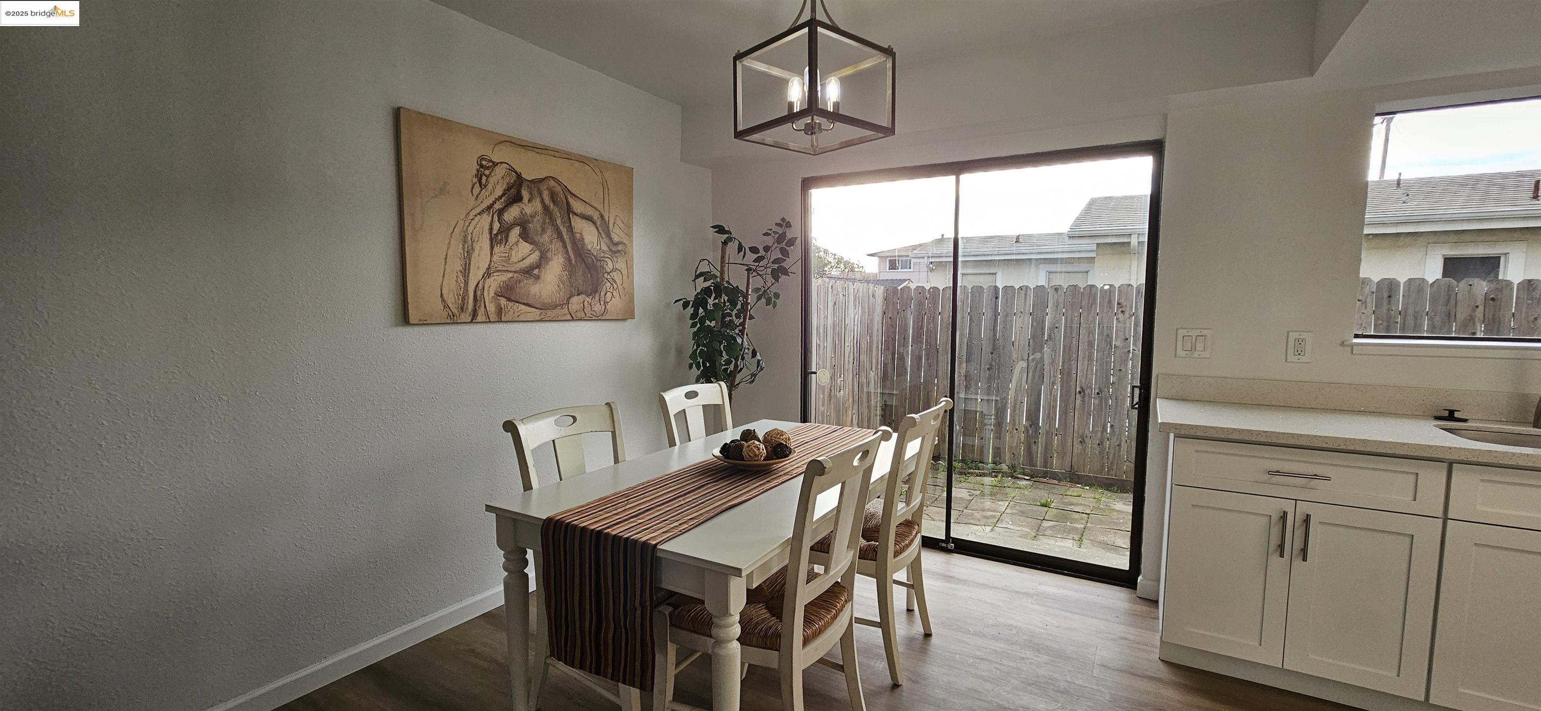 Photo #5: 41087711 Listing: Photo #5