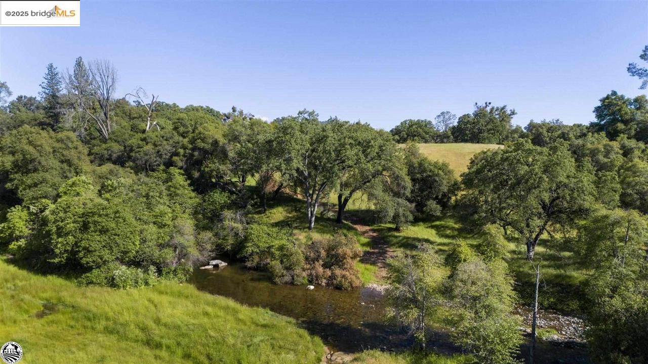 Detail Gallery Image 17 of 37 For 11391 Algerine Rd., Jamestown,  CA 95327 - 1 Beds | 1 Baths