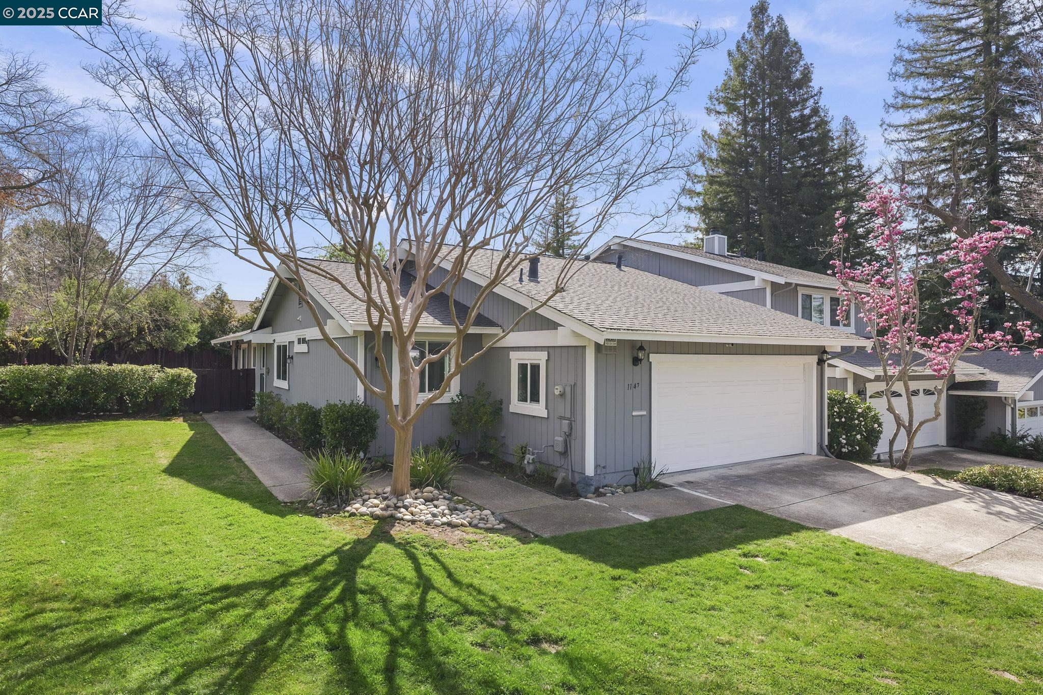 Detail Gallery Image 1 of 1 For 1147 Glengarry Dr, Walnut Creek,  CA 94596 - 3 Beds | 2 Baths