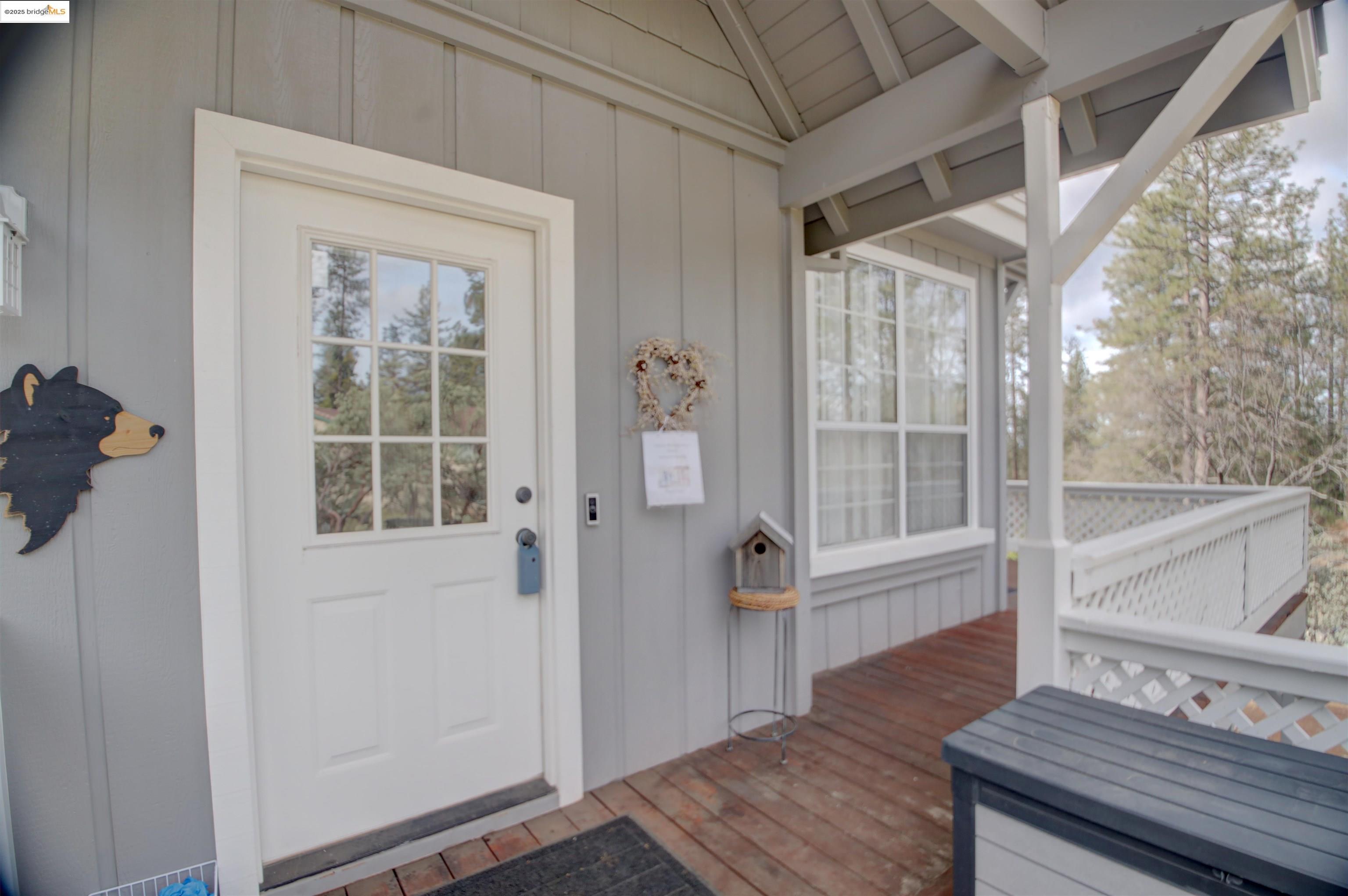 Detail Gallery Image 3 of 35 For 19710 Butler Way, Groveland,  CA 95321 - 3 Beds | 2 Baths