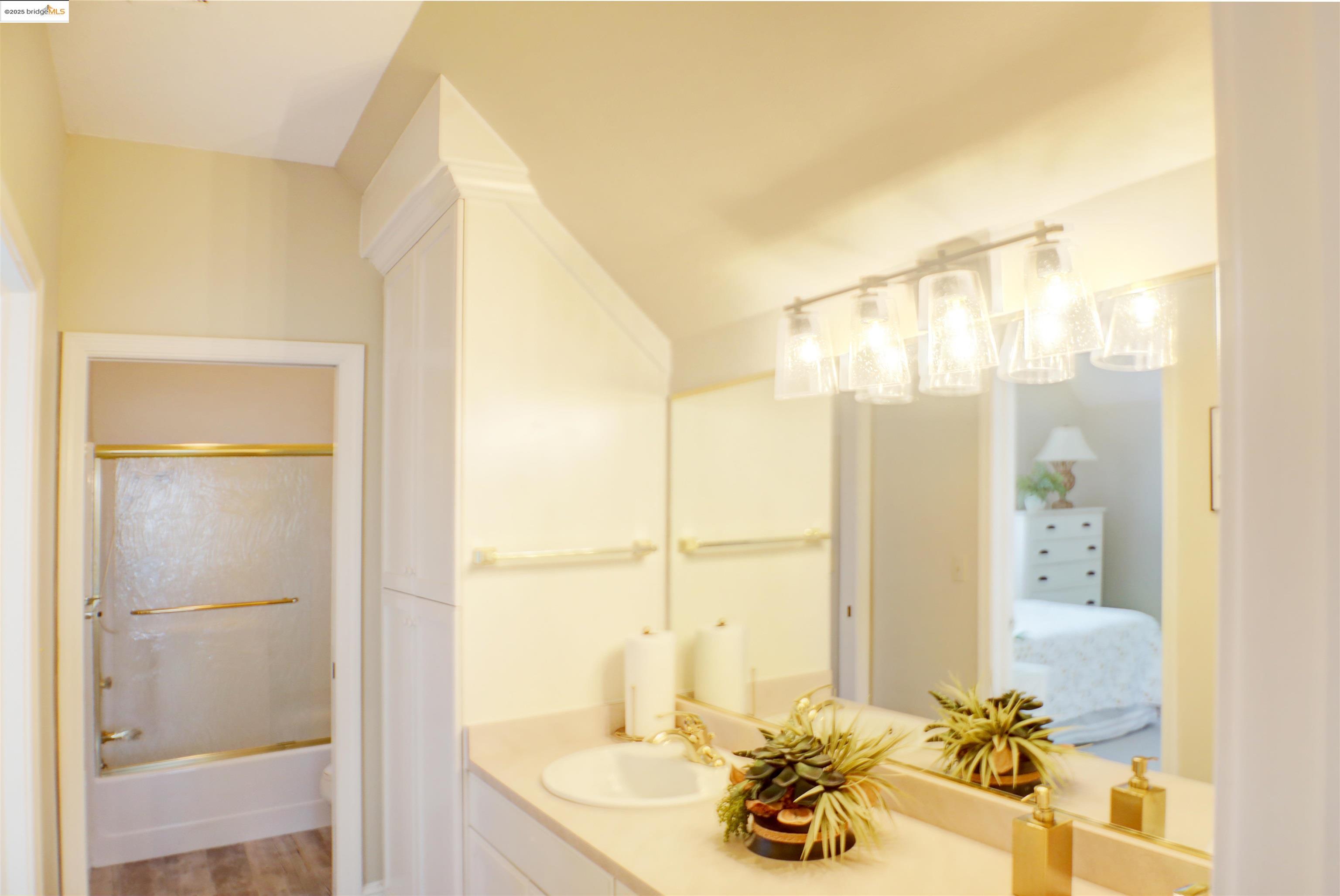 Detail Gallery Image 21 of 35 For 19710 Butler Way, Groveland,  CA 95321 - 3 Beds | 2 Baths