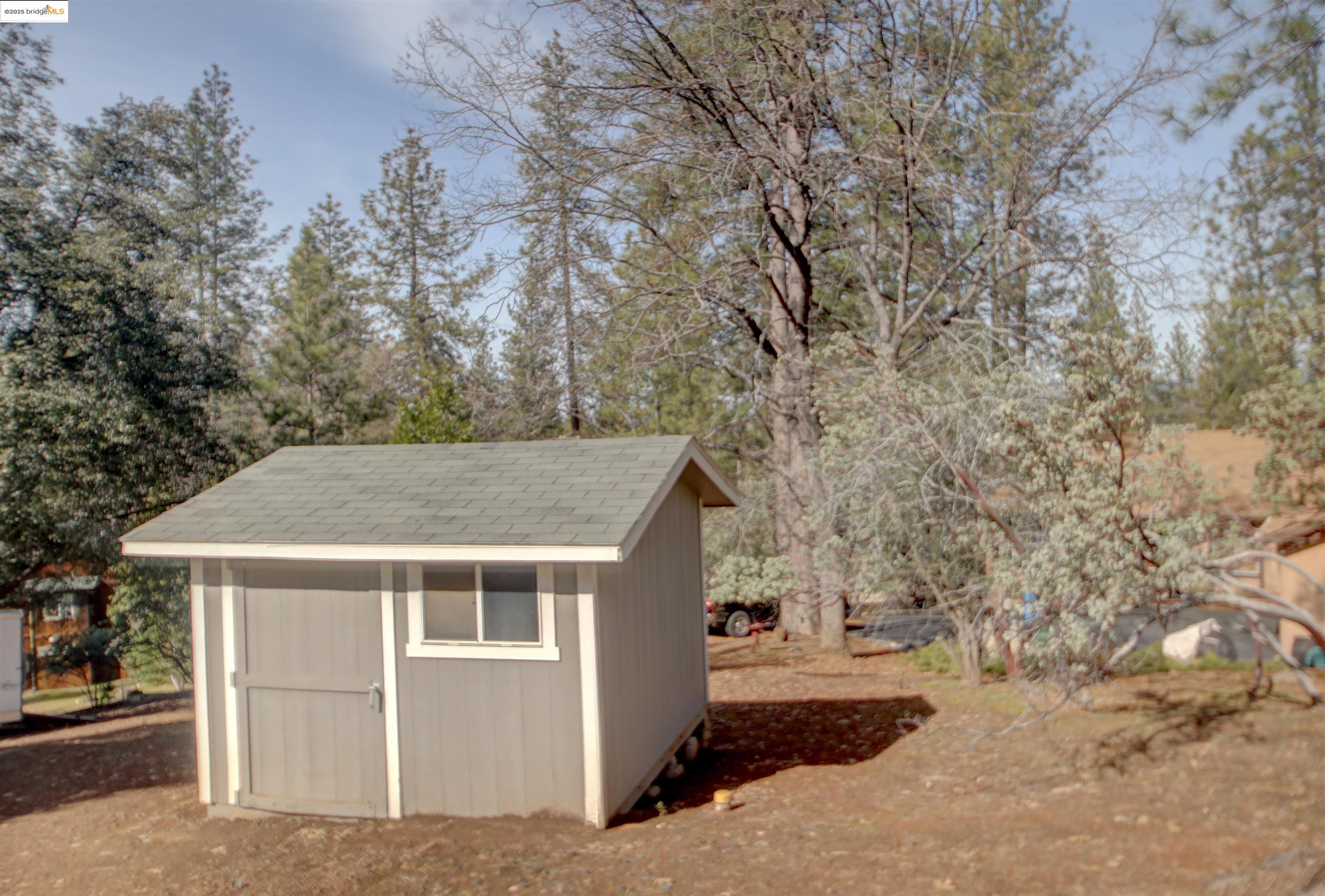 Detail Gallery Image 28 of 35 For 19710 Butler Way, Groveland,  CA 95321 - 3 Beds | 2 Baths
