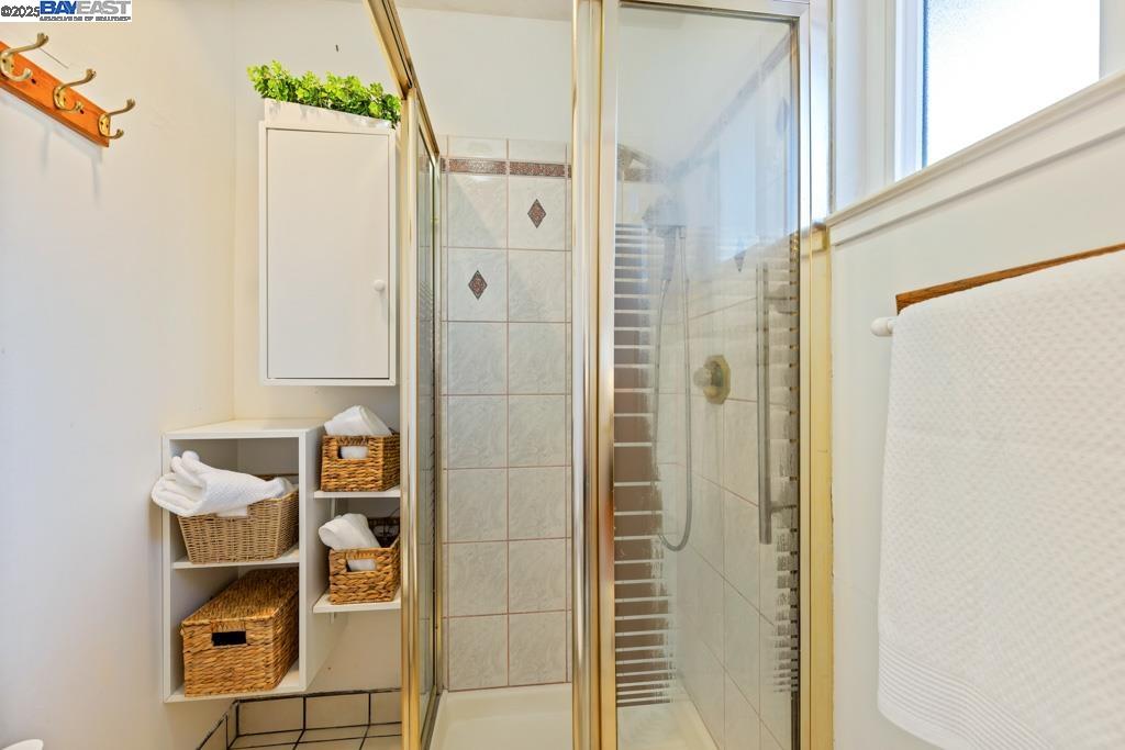 Detail Gallery Image 37 of 60 For 2391 Belvedere Ave, San Leandro,  CA 94577 - 4 Beds | 2 Baths