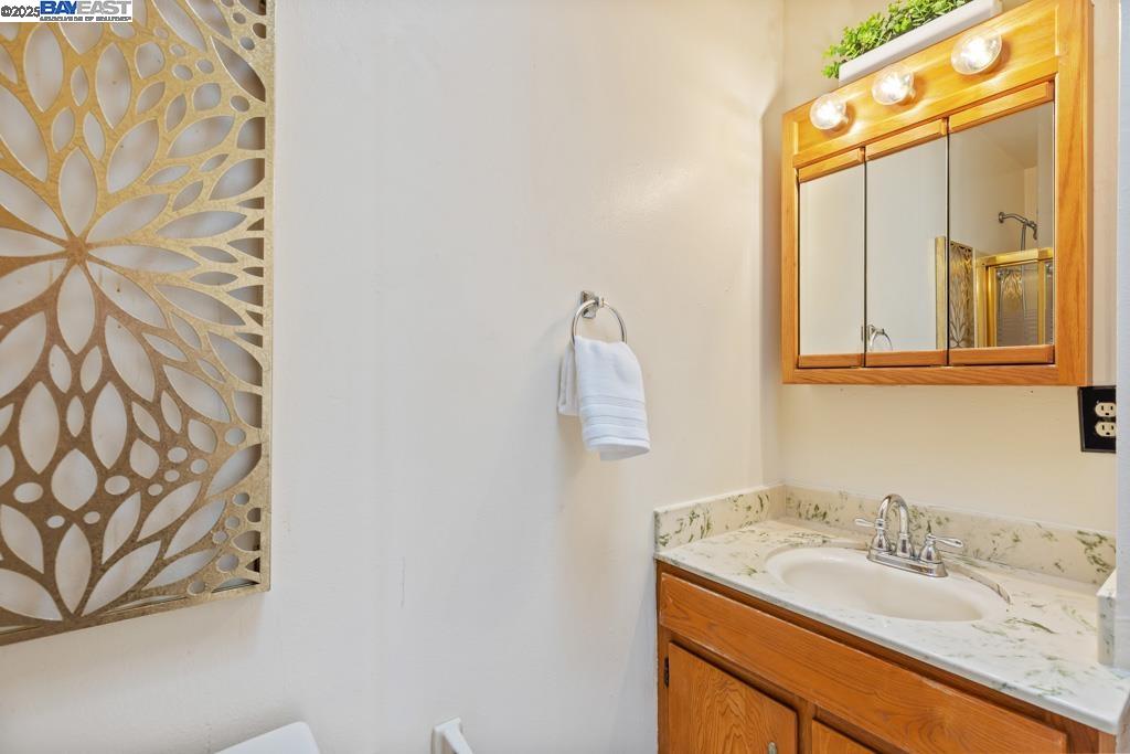 Detail Gallery Image 40 of 60 For 2391 Belvedere Ave, San Leandro,  CA 94577 - 4 Beds | 2 Baths