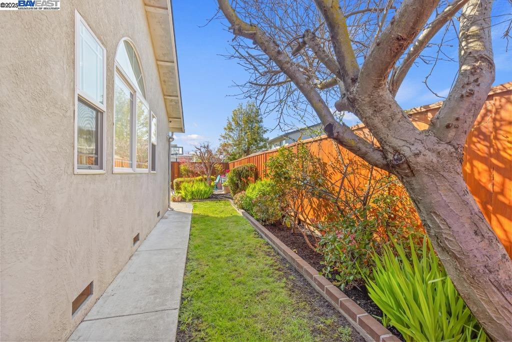 Detail Gallery Image 49 of 60 For 2391 Belvedere Ave, San Leandro,  CA 94577 - 4 Beds | 2 Baths