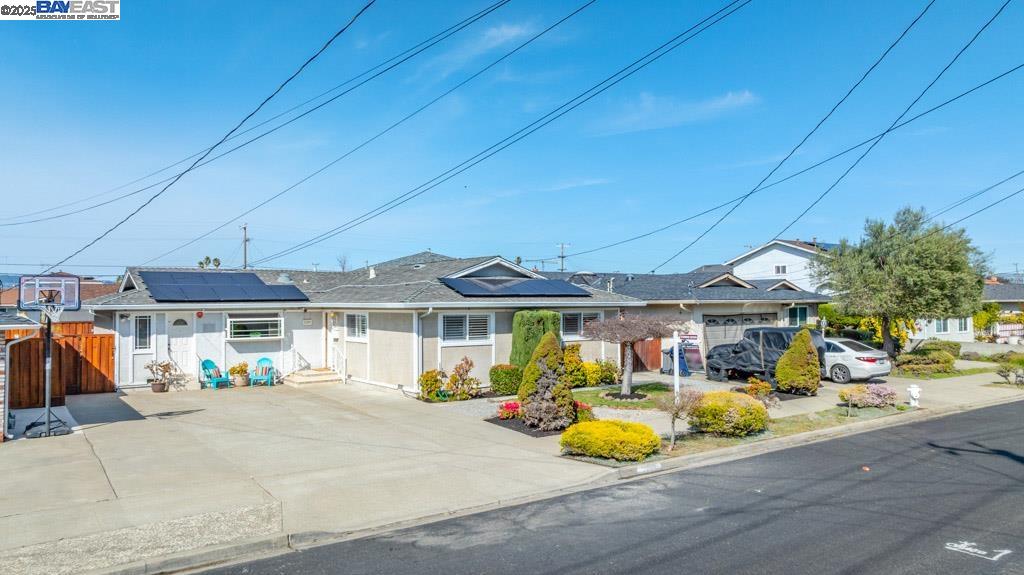Detail Gallery Image 50 of 60 For 2391 Belvedere Ave, San Leandro,  CA 94577 - 4 Beds | 2 Baths