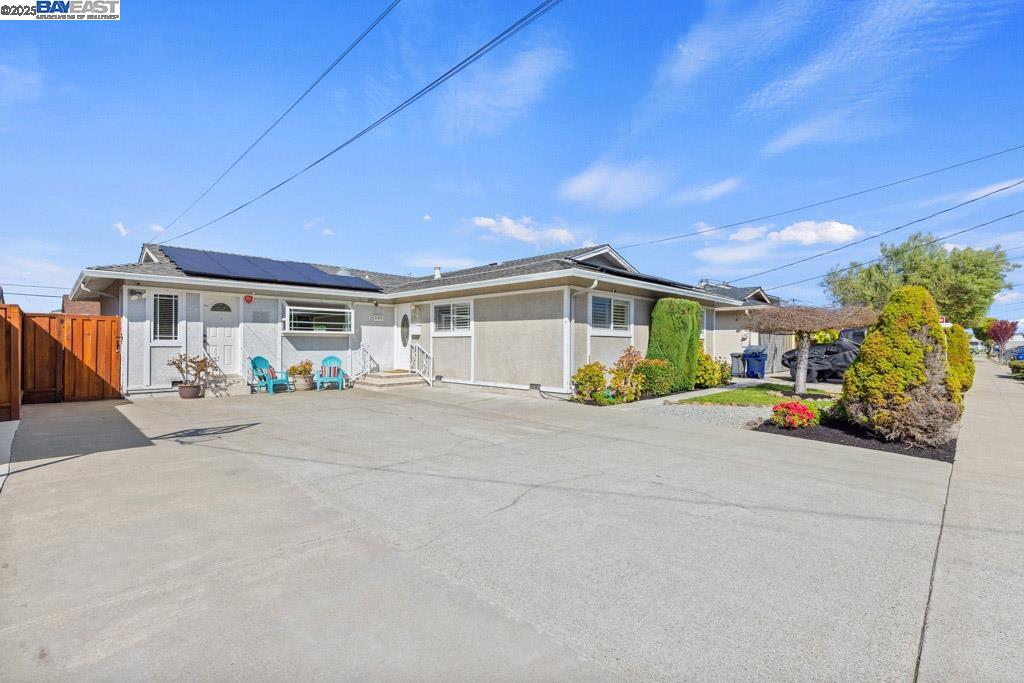 Detail Gallery Image 6 of 60 For 2391 Belvedere Ave, San Leandro,  CA 94577 - 4 Beds | 2 Baths