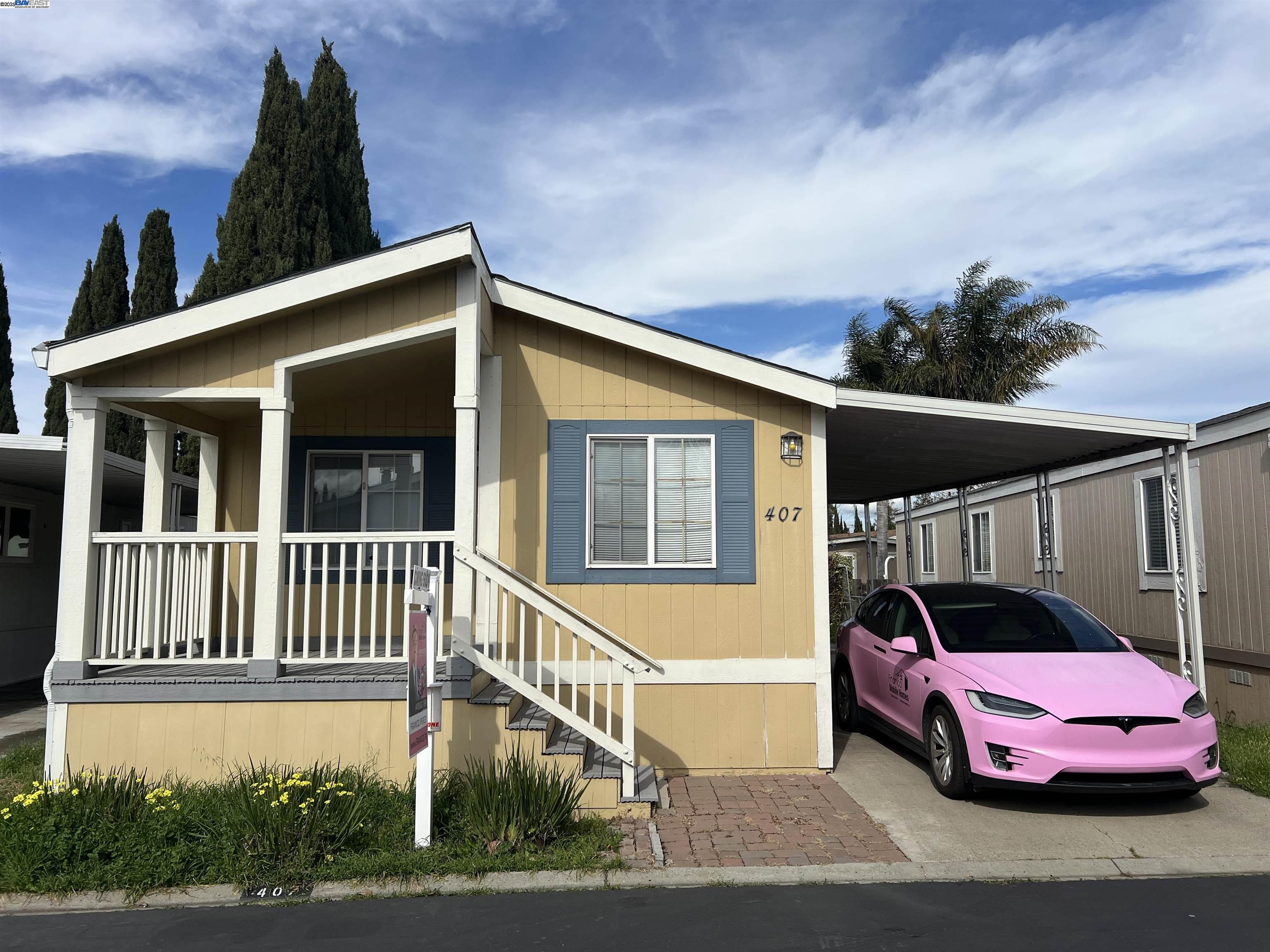 Detail Gallery Image 1 of 22 For 407 Pinefield Rd #407,  San Jose,  CA 95134 - 3 Beds | 2 Baths
