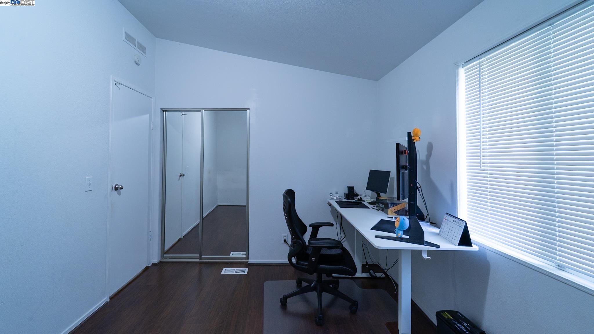 Detail Gallery Image 12 of 22 For 407 Pinefield Rd #407,  San Jose,  CA 95134 - 3 Beds | 2 Baths