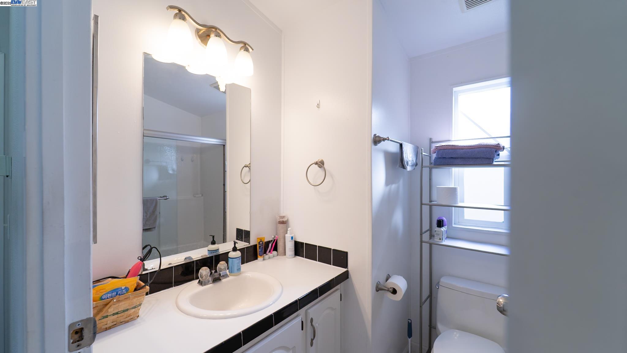 Detail Gallery Image 17 of 22 For 407 Pinefield Rd #407,  San Jose,  CA 95134 - 3 Beds | 2 Baths