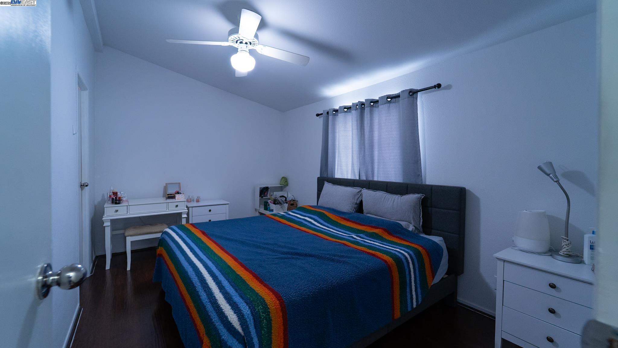 Detail Gallery Image 9 of 22 For 407 Pinefield Rd #407,  San Jose,  CA 95134 - 3 Beds | 2 Baths