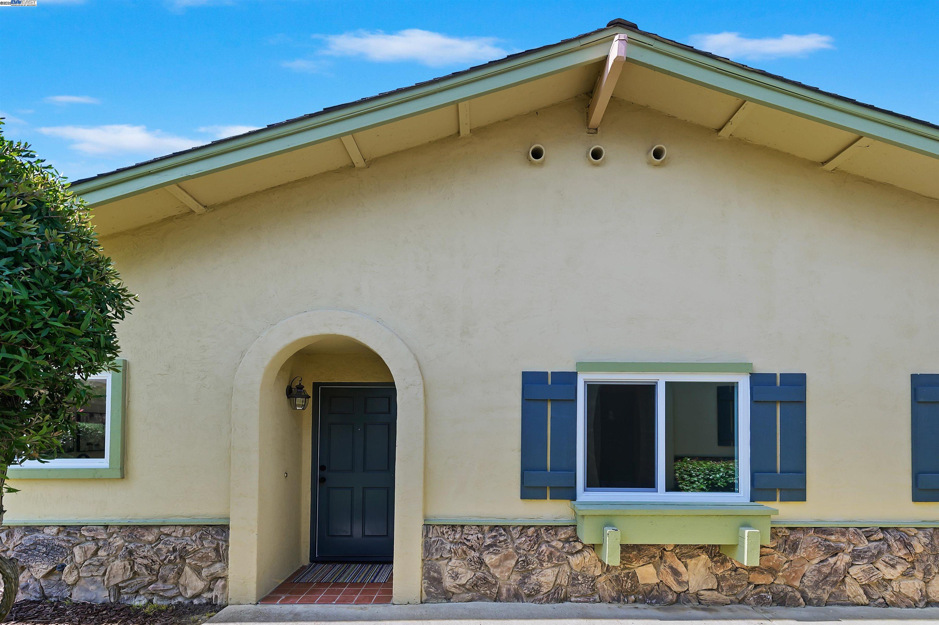 Photo #2: 41087872 Listing 