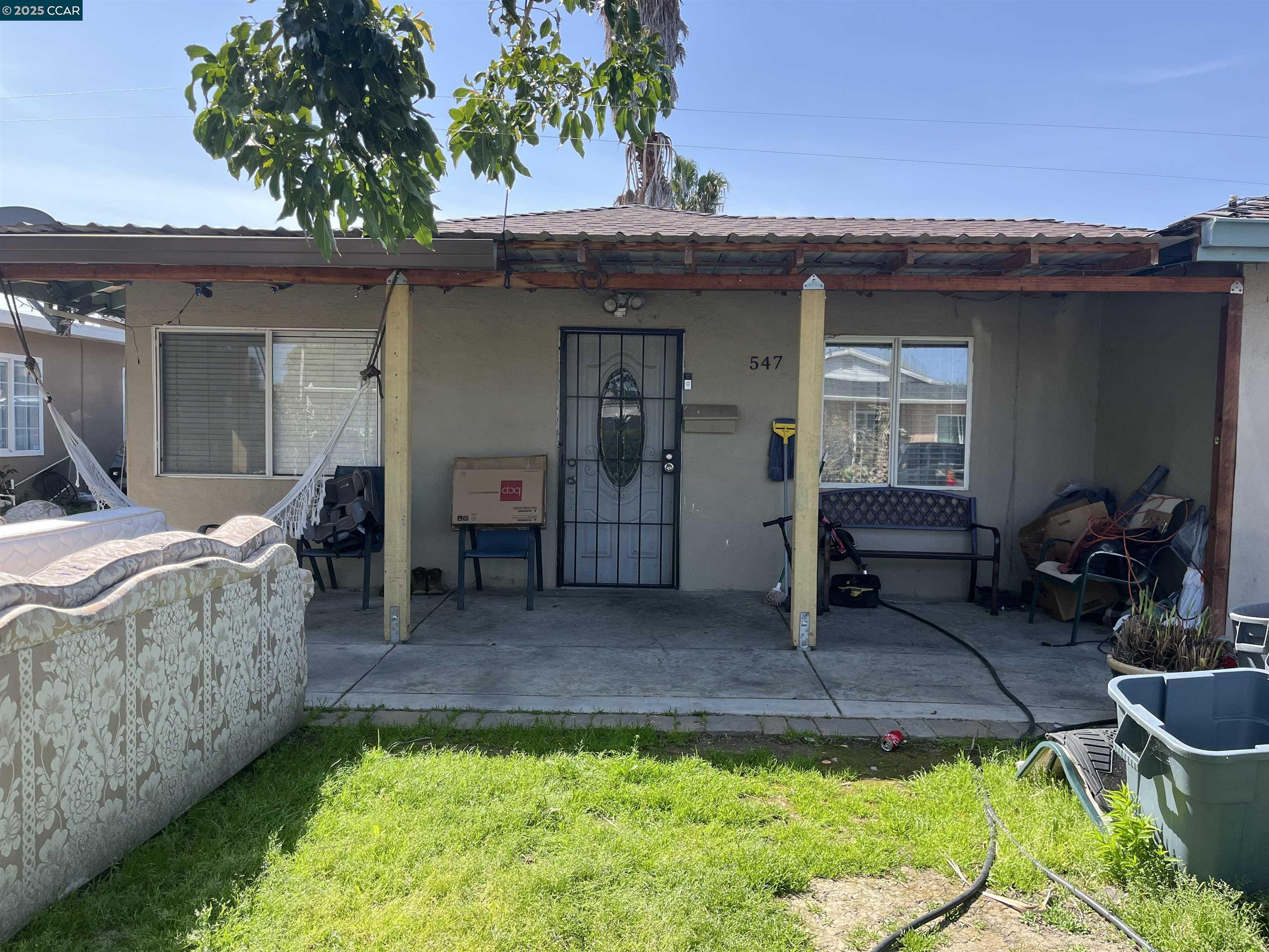 Detail Gallery Image 1 of 1 For 547 Levee Rd, Bay Point,  CA 94565 - 4 Beds | 1/1 Baths