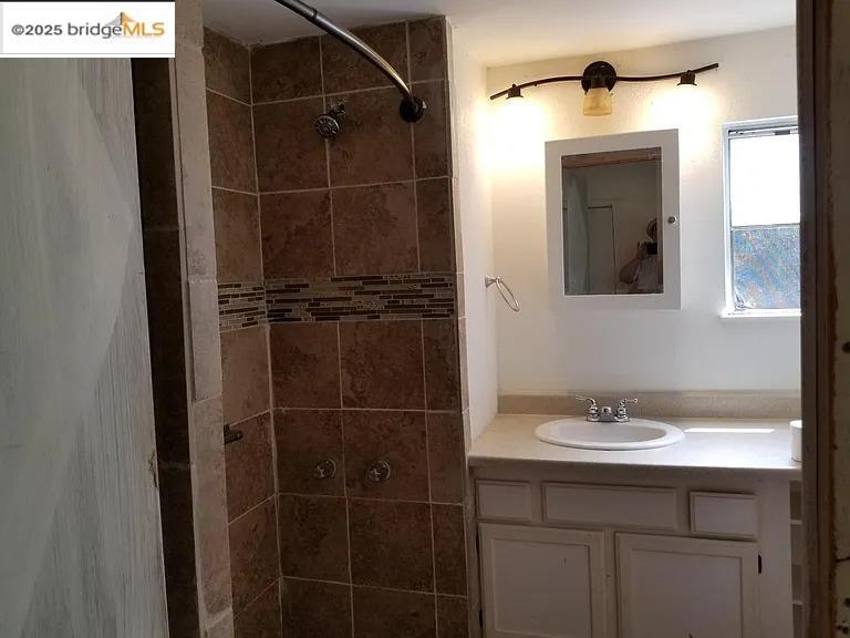 Detail Gallery Image 2 of 8 For 22537 Kennebec Lane, Columbia,  CA 95310 - 2 Beds | 1 Baths