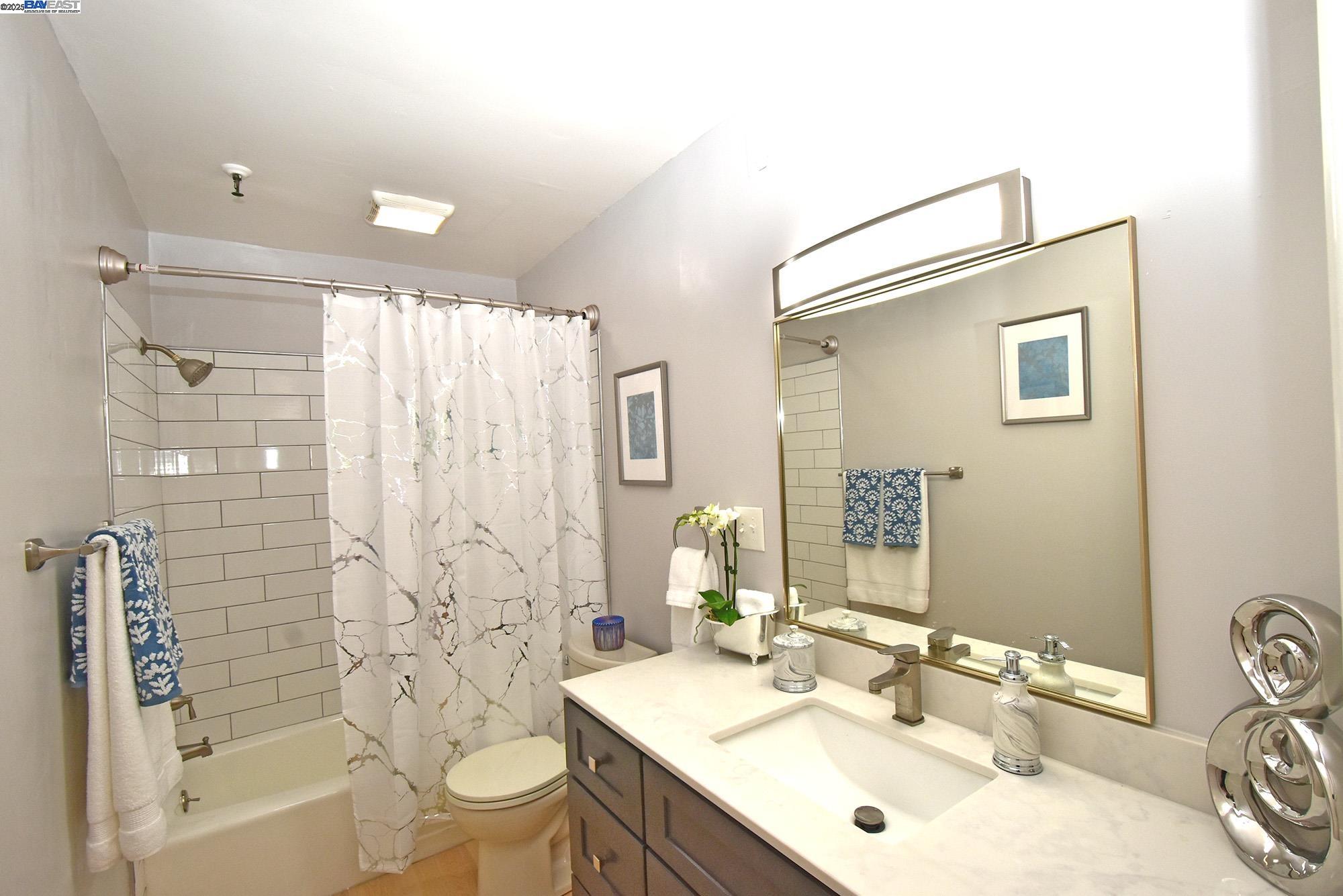 303 Adams St # 109, Oakland, California 94610, 2 Bedrooms Bedrooms, ,2 BathroomsBathrooms,Residential,For Sale,303 Adams St # 109,41087901