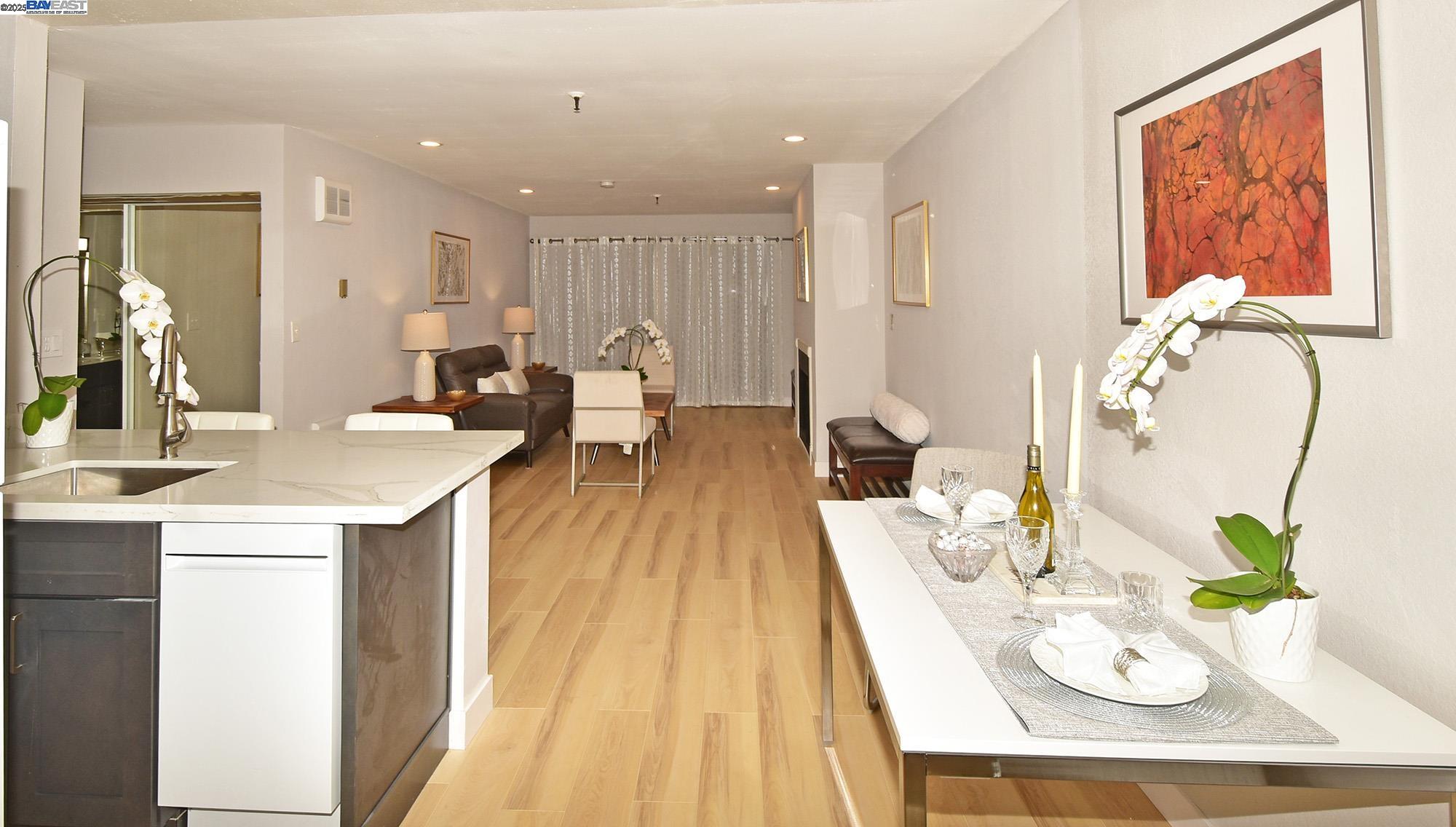 303 Adams St # 109, Oakland, California 94610, 2 Bedrooms Bedrooms, ,2 BathroomsBathrooms,Residential,For Sale,303 Adams St # 109,41087901