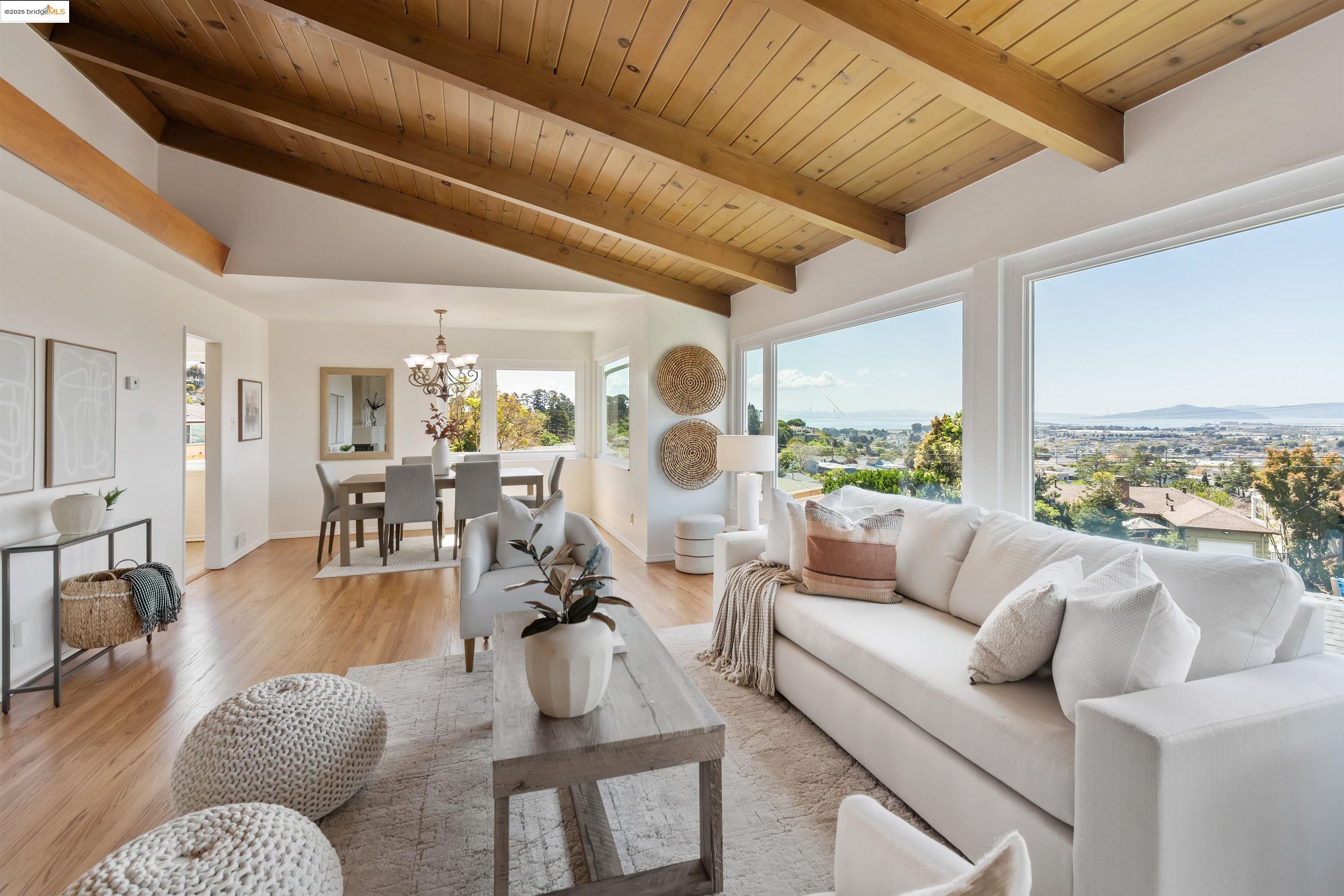 Detail Gallery Image 4 of 22 For 2509 Tulare Ave, El Cerrito,  CA 94530 - 3 Beds | 2/1 Baths