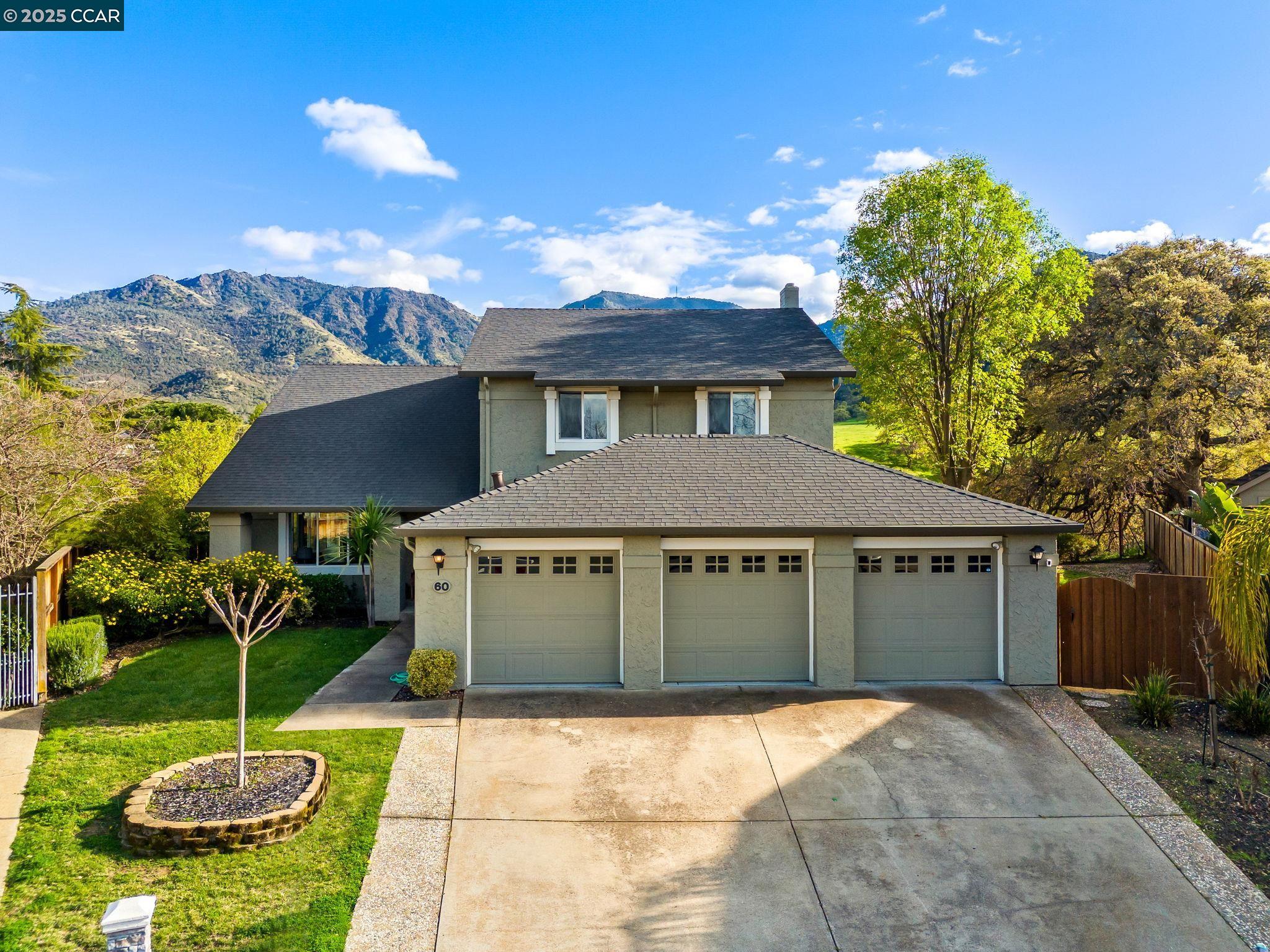 Detail Gallery Image 1 of 1 For 60 Mountaire Pl, Clayton,  CA 94517 - 5 Beds | 3 Baths