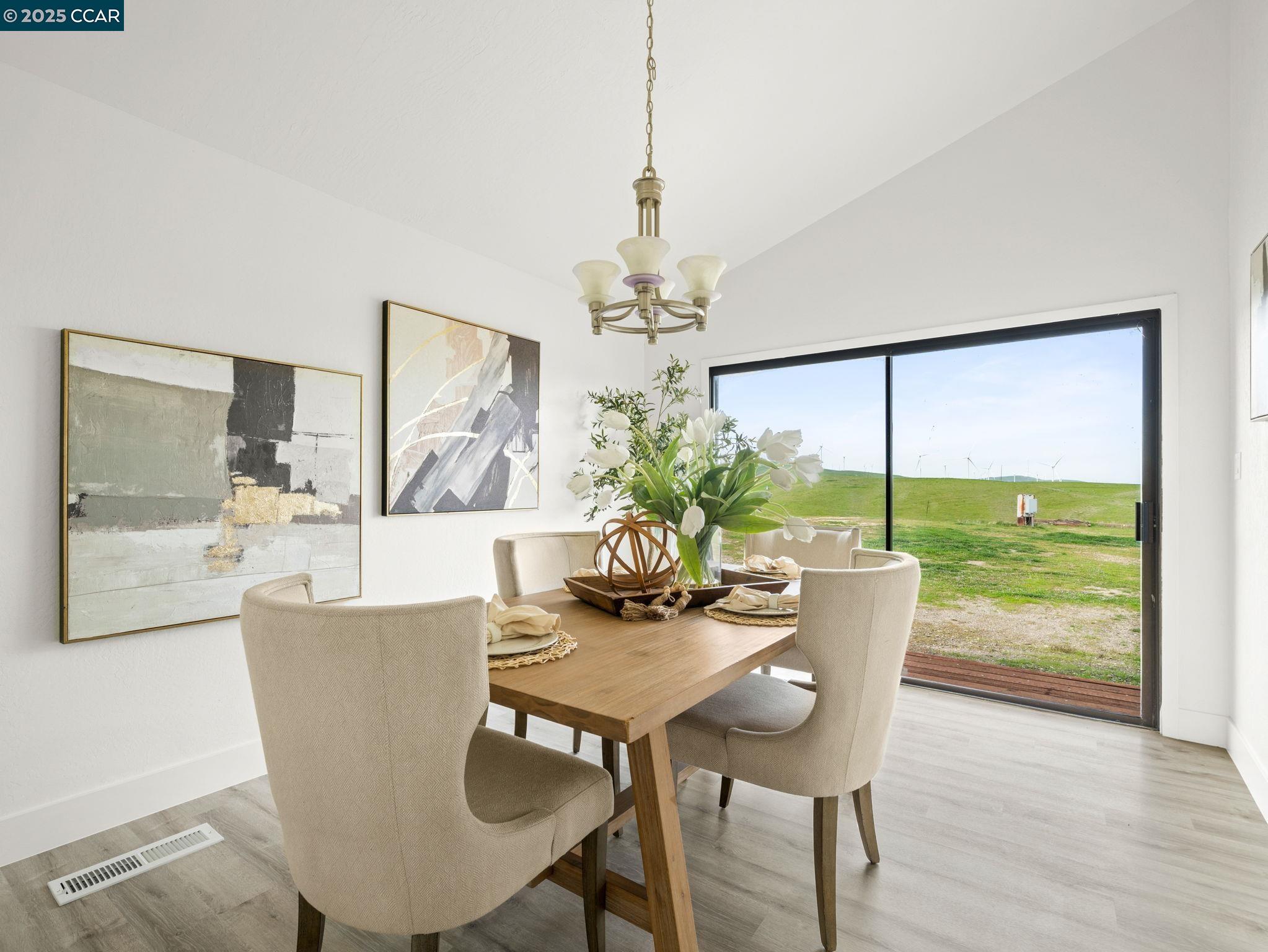 Detail Gallery Image 11 of 36 For 14740 Altamont Pass Rd, Mountain House,  CA 95391 - 4 Beds | 3 Baths