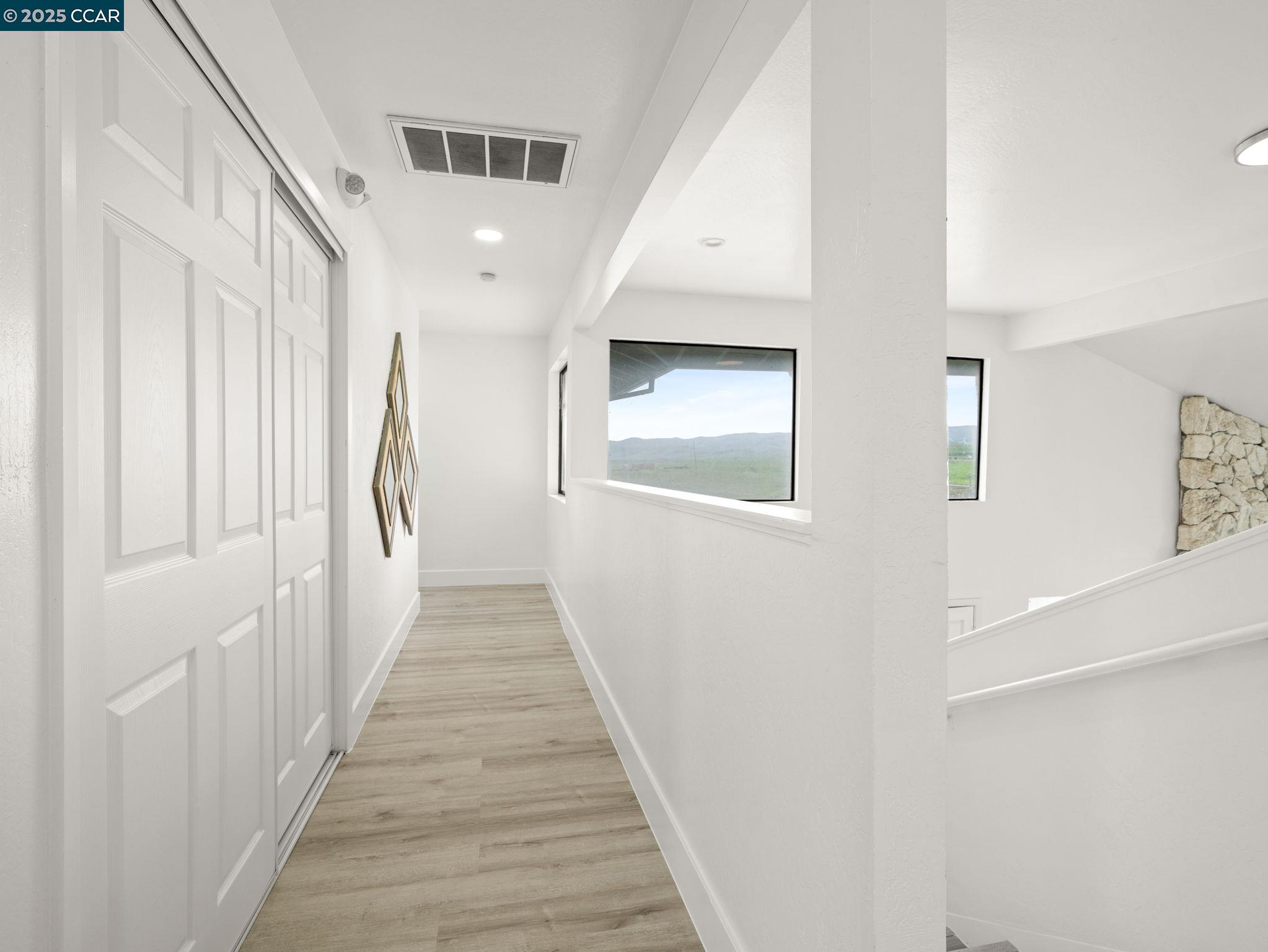 Detail Gallery Image 15 of 36 For 14740 Altamont Pass Rd, Mountain House,  CA 95391 - 4 Beds | 3 Baths