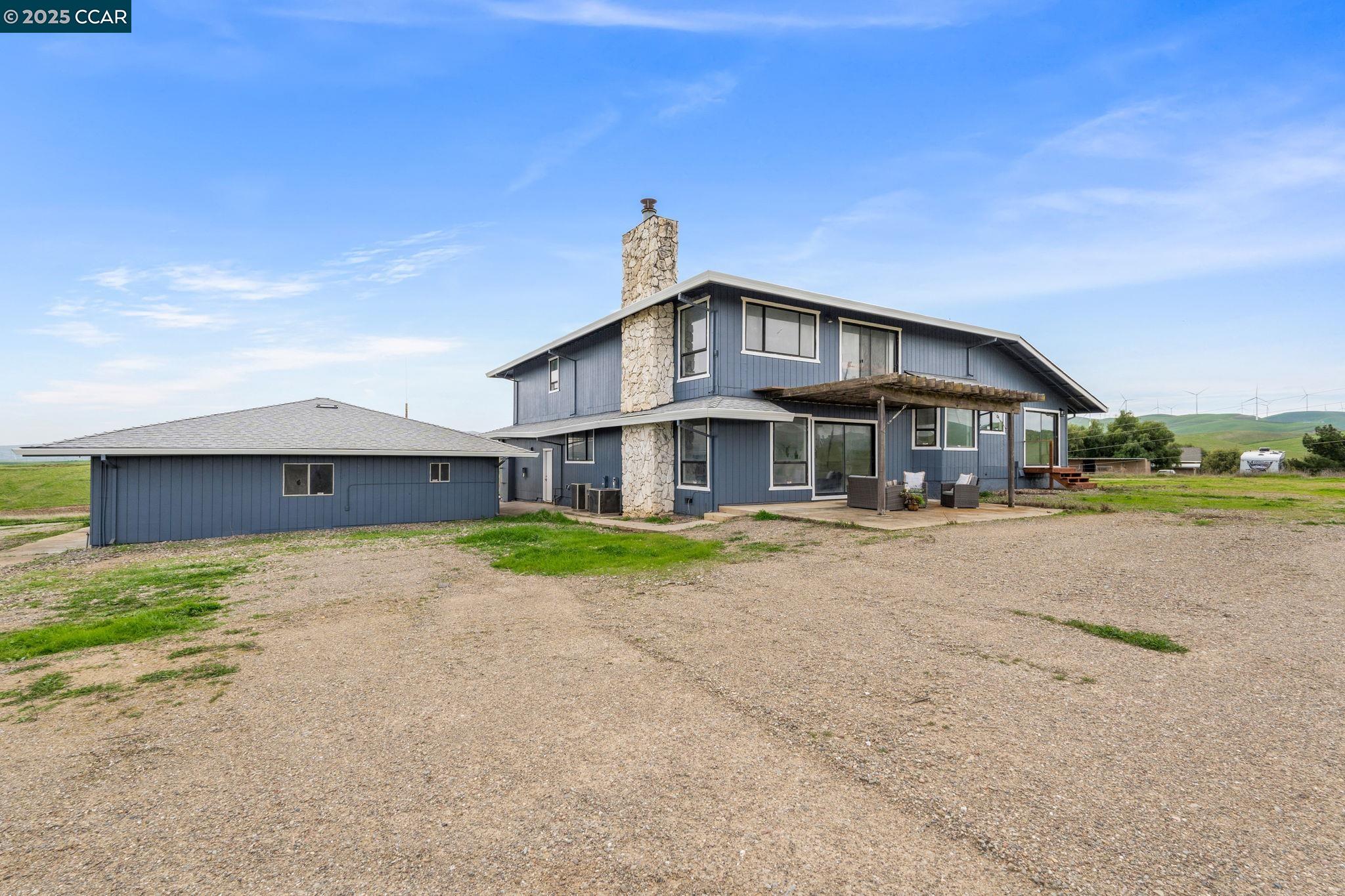 Detail Gallery Image 3 of 36 For 14740 Altamont Pass Rd, Mountain House,  CA 95391 - 4 Beds | 3 Baths