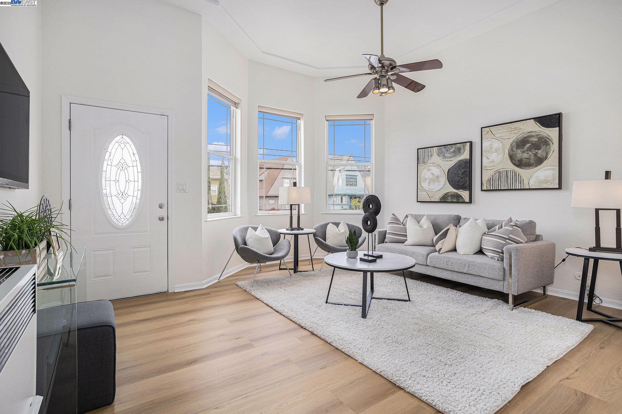 Detail Gallery Image 1 of 1 For 3118 West St, Oakland,  CA 94608 - 3 Beds | 2 Baths