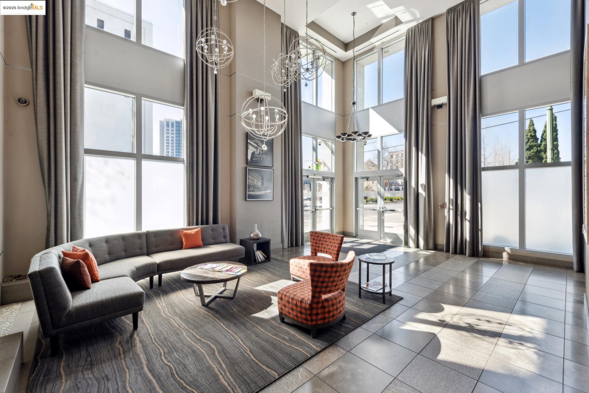 438 W Grand Ave # 717, Oakland, California 94612, 1 Bedroom Bedrooms, 4 Rooms Rooms,1 BathroomBathrooms,Residential,For Sale,438 W Grand Ave # 717,41087984