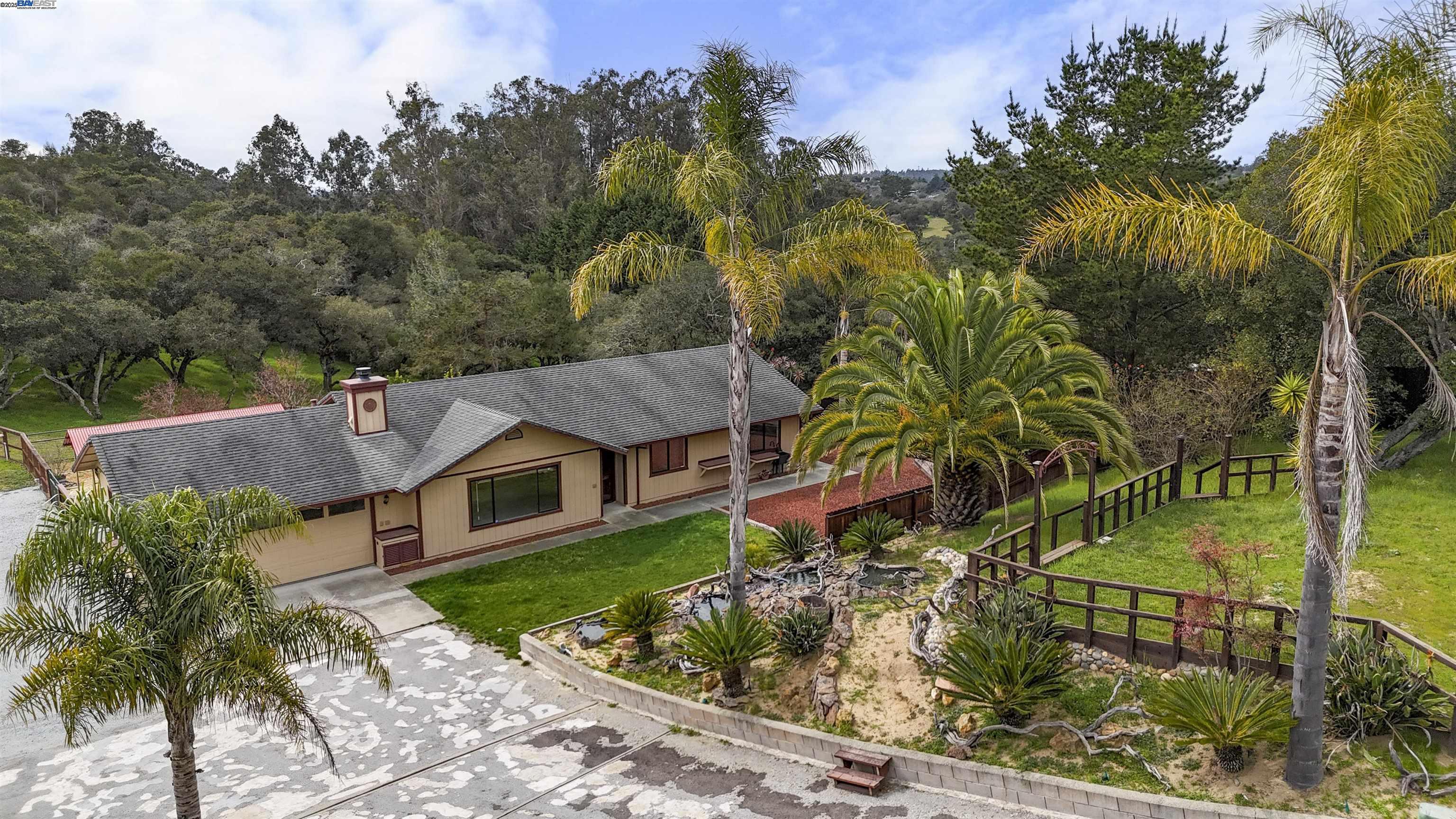 Detail Gallery Image 2 of 44 For 6739 Leon Dr, Salinas,  CA 93907 - 3 Beds | 2 Baths