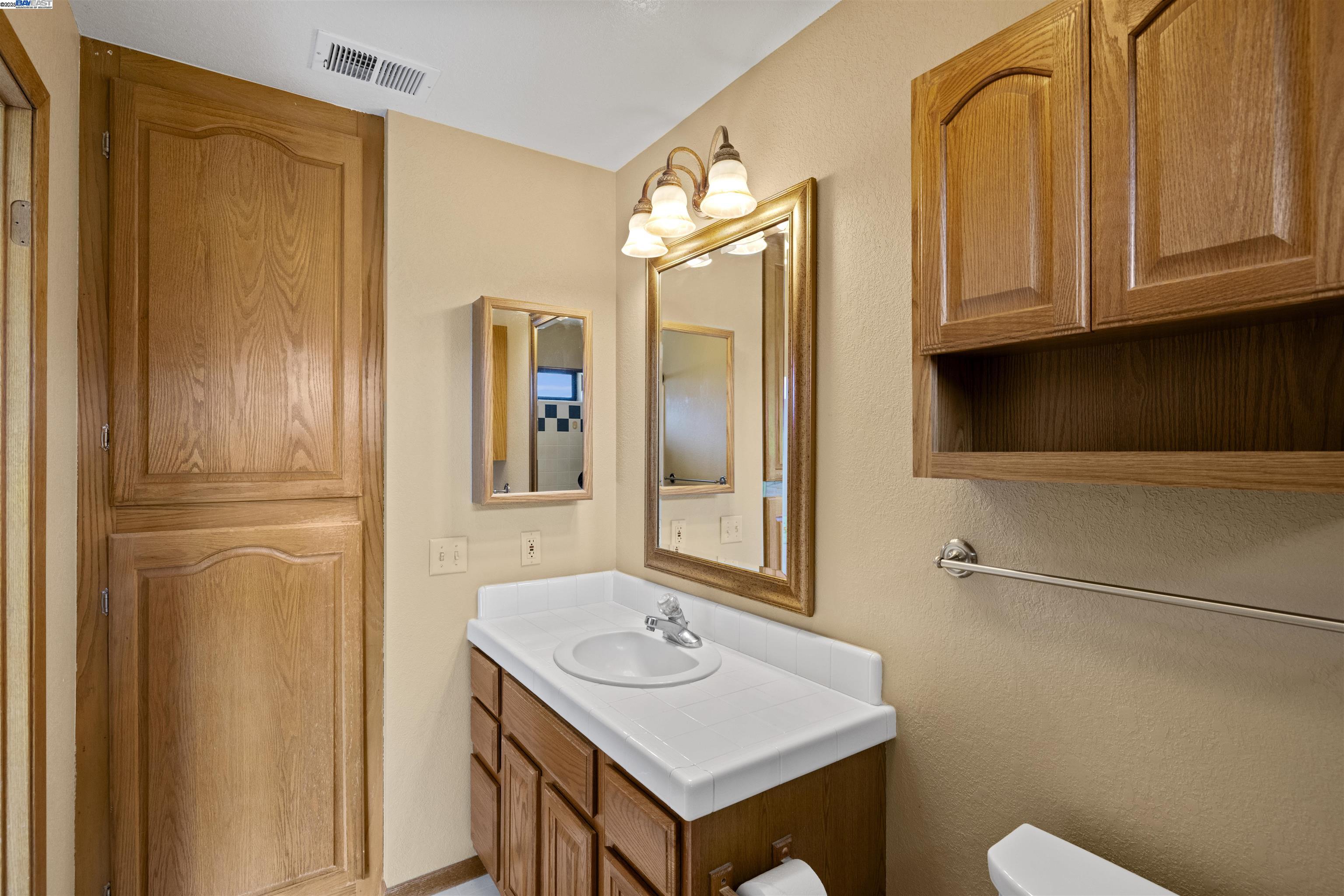 Detail Gallery Image 15 of 44 For 6739 Leon Dr, Salinas,  CA 93907 - 3 Beds | 2 Baths