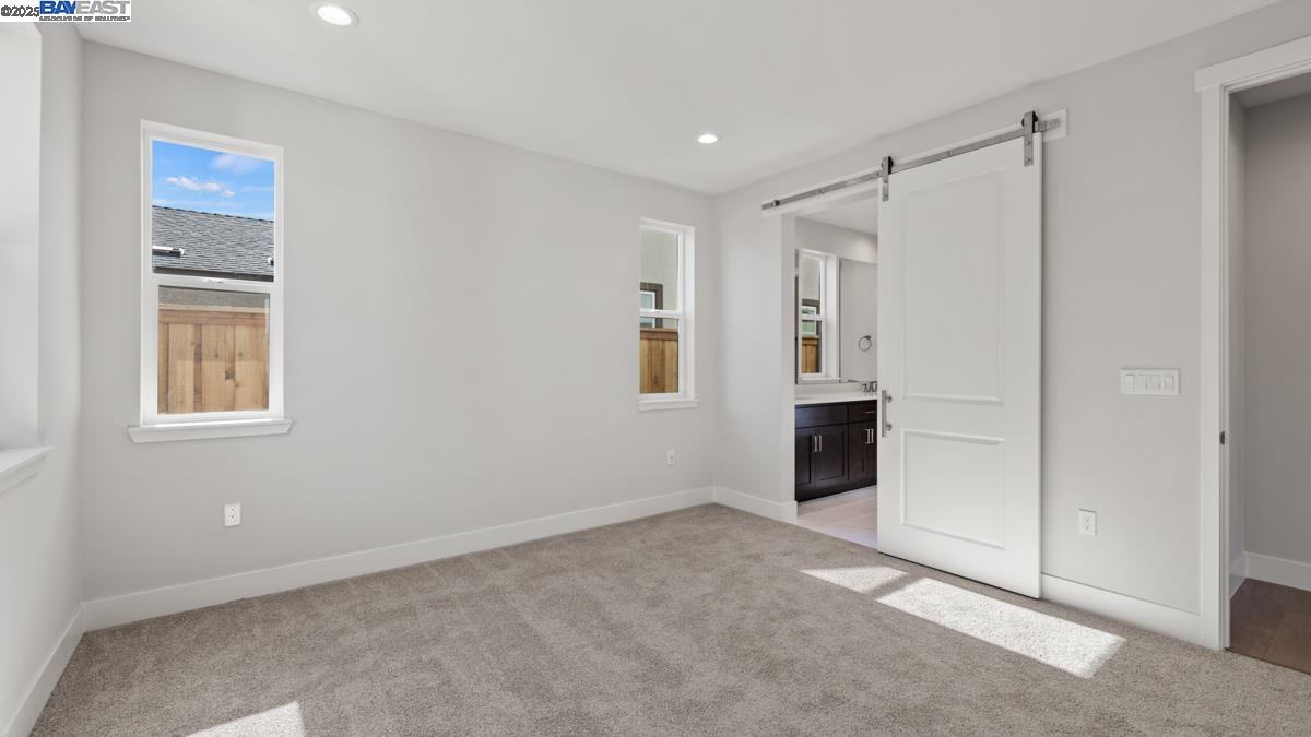 Detail Gallery Image 13 of 25 For 1396 Crescent Ave, Manteca,  CA 95336 - 2 Beds | 2 Baths