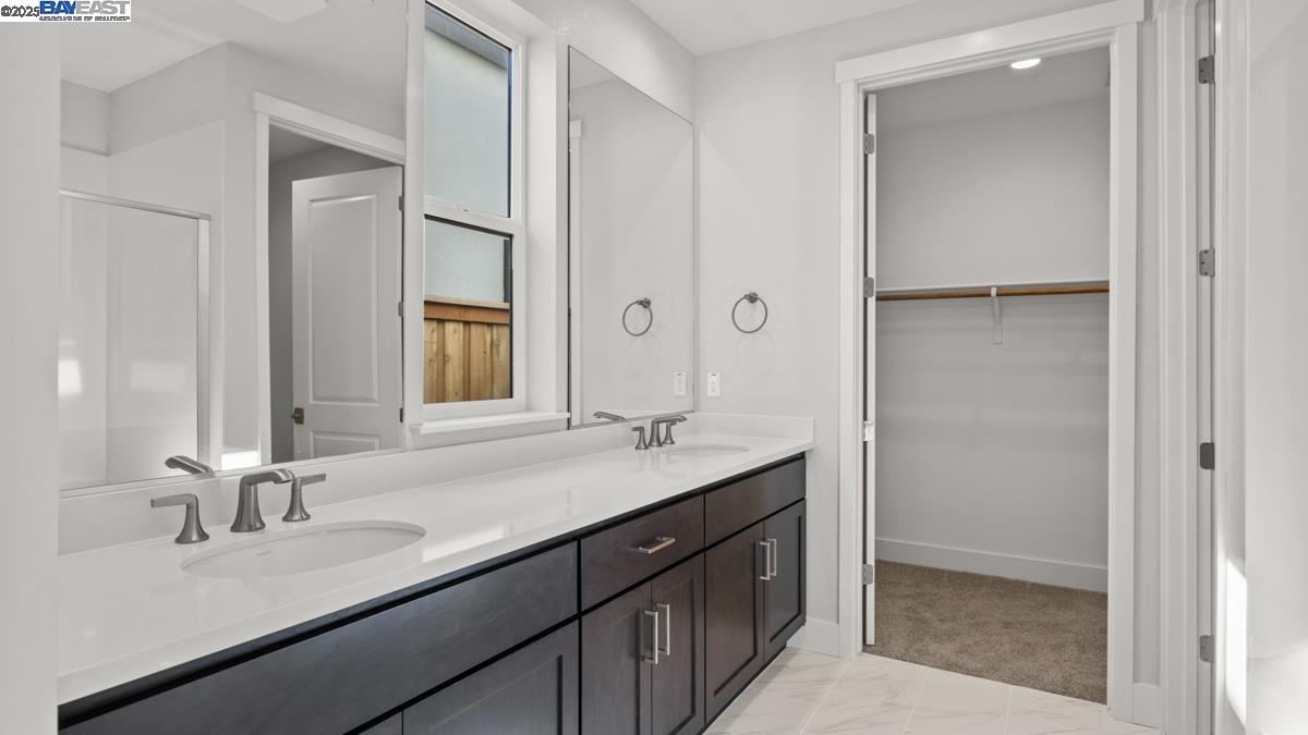 Detail Gallery Image 14 of 25 For 1396 Crescent Ave, Manteca,  CA 95336 - 2 Beds | 2 Baths