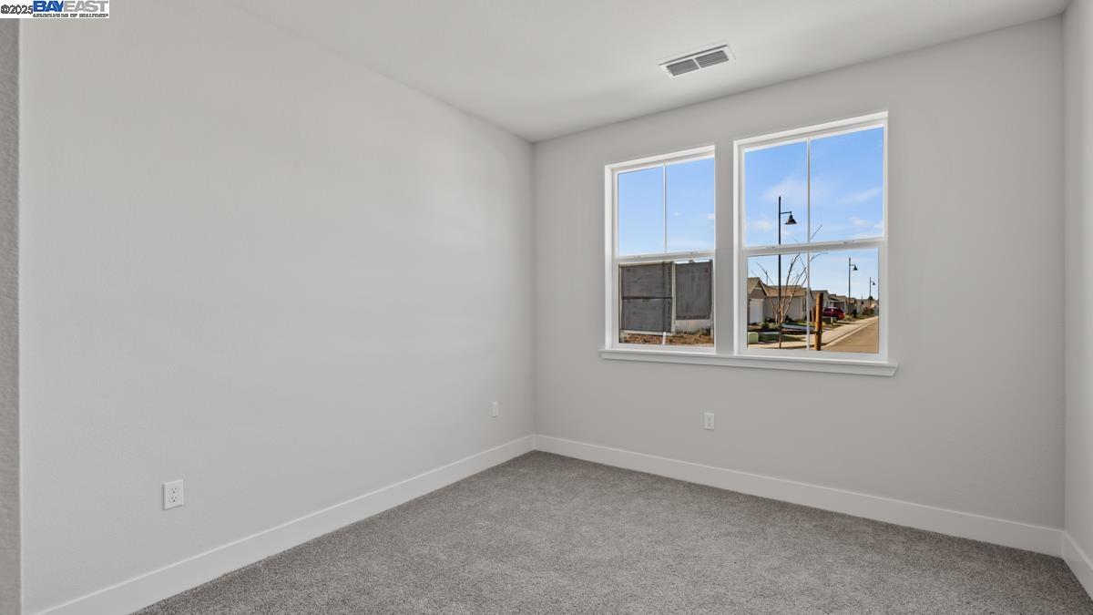 Detail Gallery Image 20 of 25 For 1396 Crescent Ave, Manteca,  CA 95336 - 2 Beds | 2 Baths